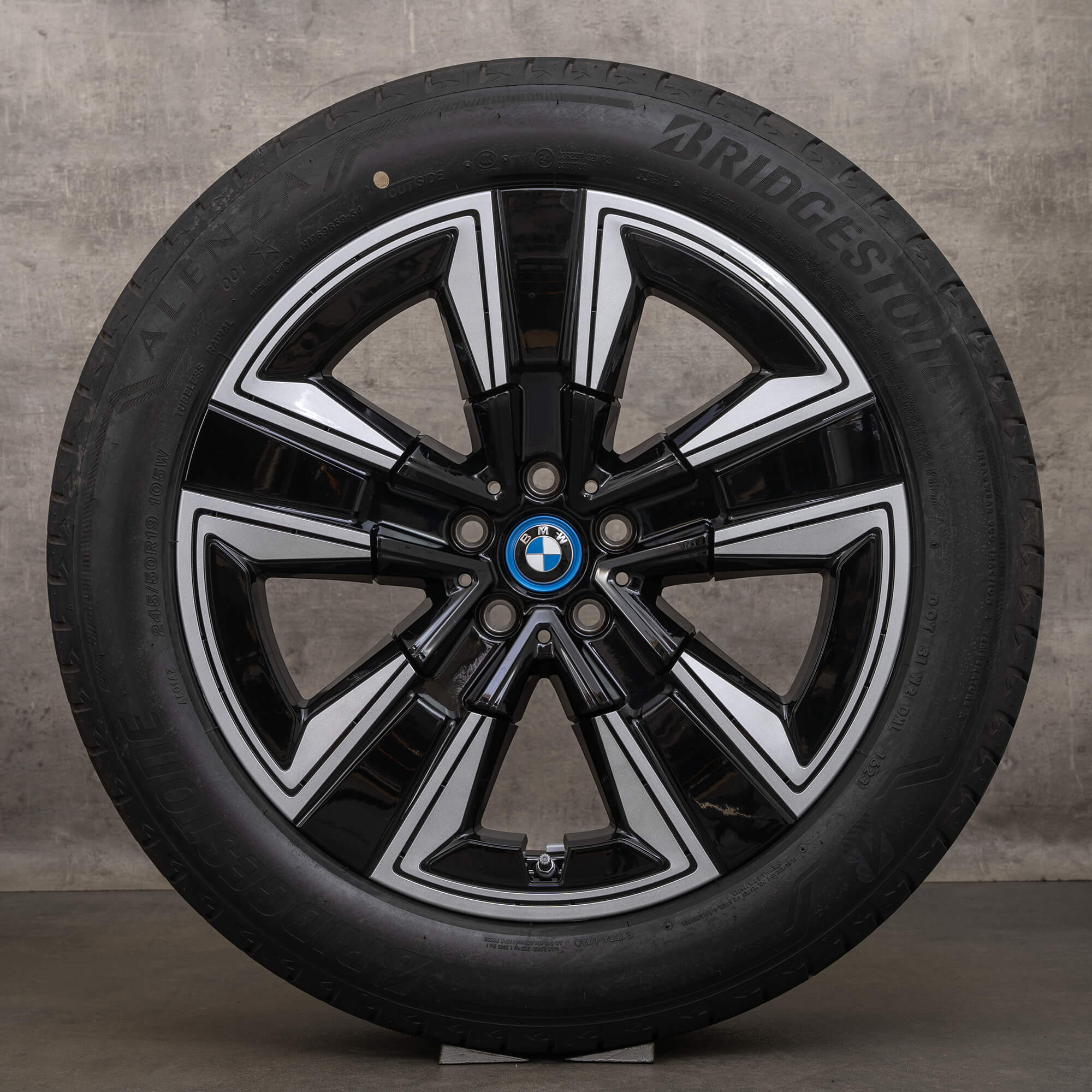 Originální BMW iX3 G08 19 palcové letni ráfky kol 6895627 Styling 842 jet black