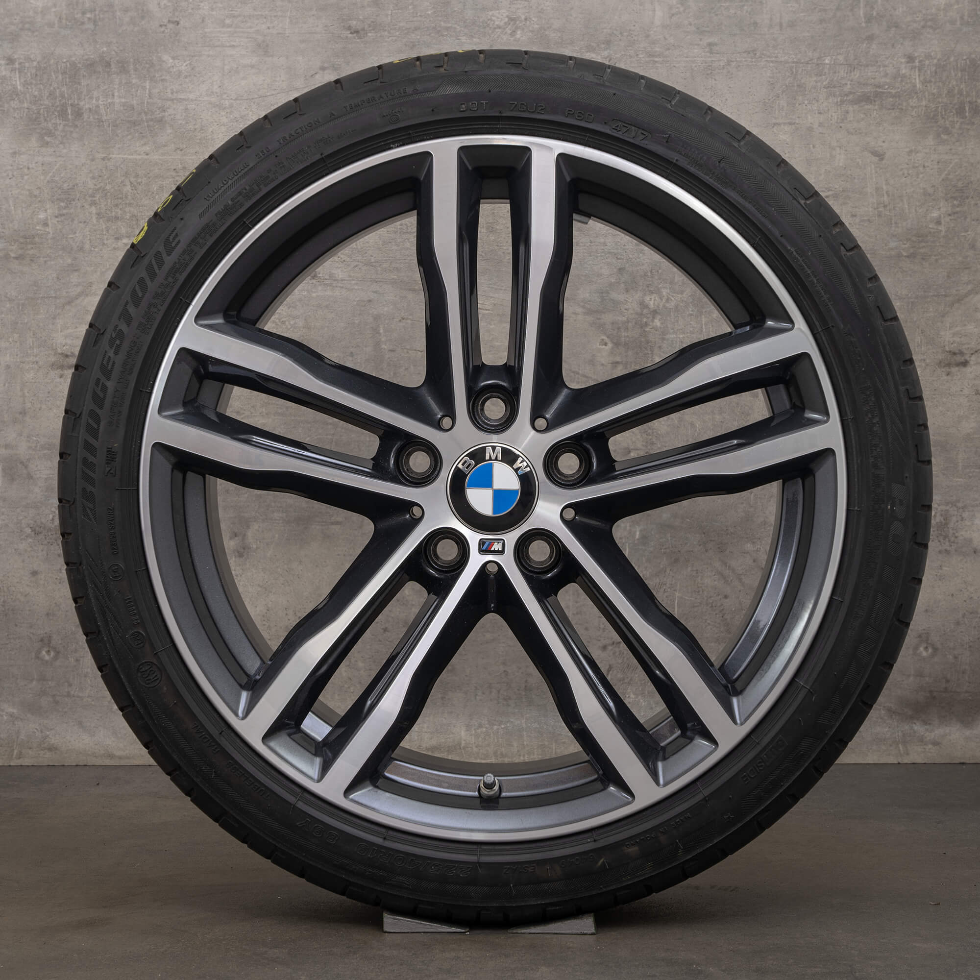 OEM BMW 3 Series F30 F31 4 F32 F33 F36 summer wheels 19 inch rims tires 704 M 8043650 8043651