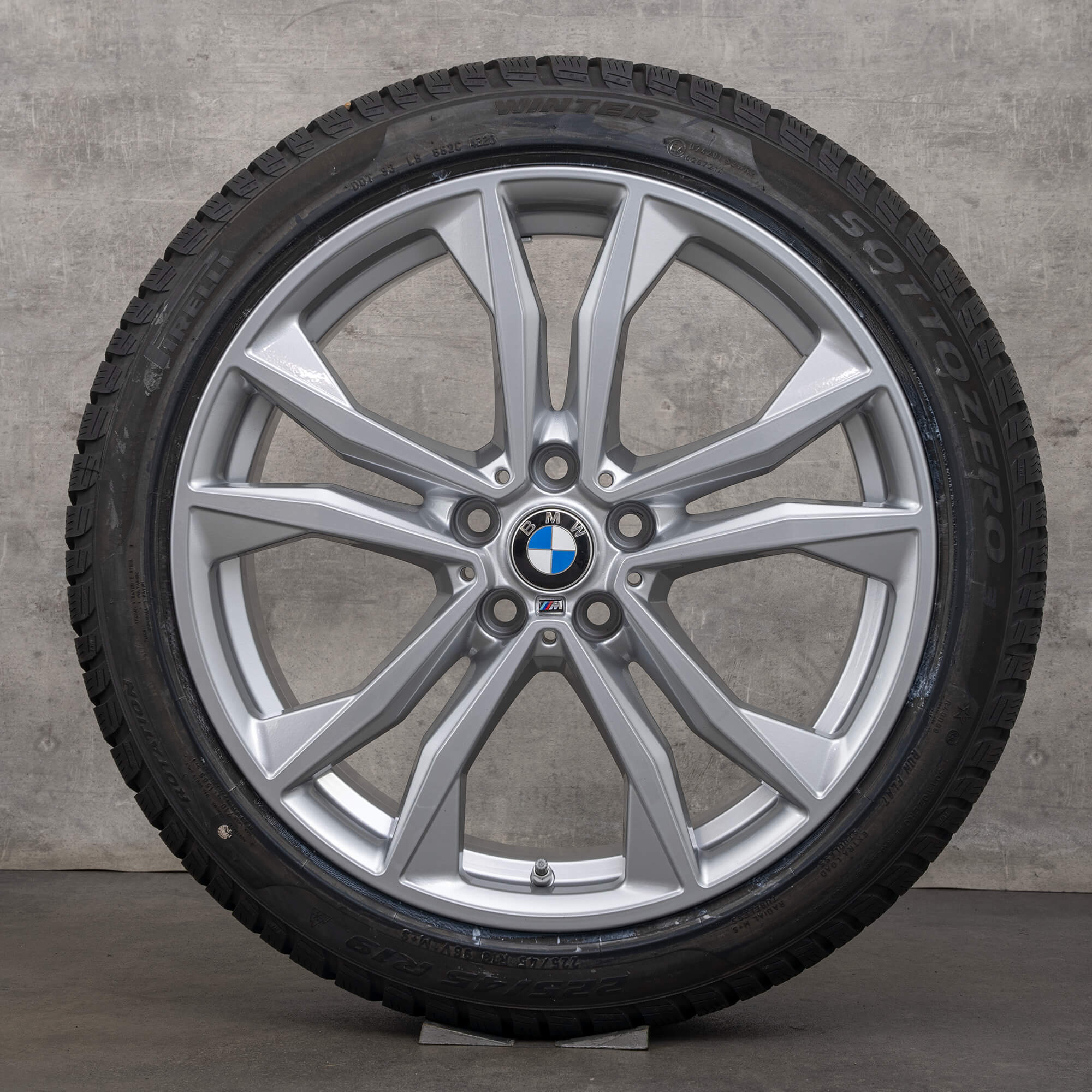 BMW X1 F48 X2 F39 winter wheels 19 inch rims tires 6 - 7 mm 715 M