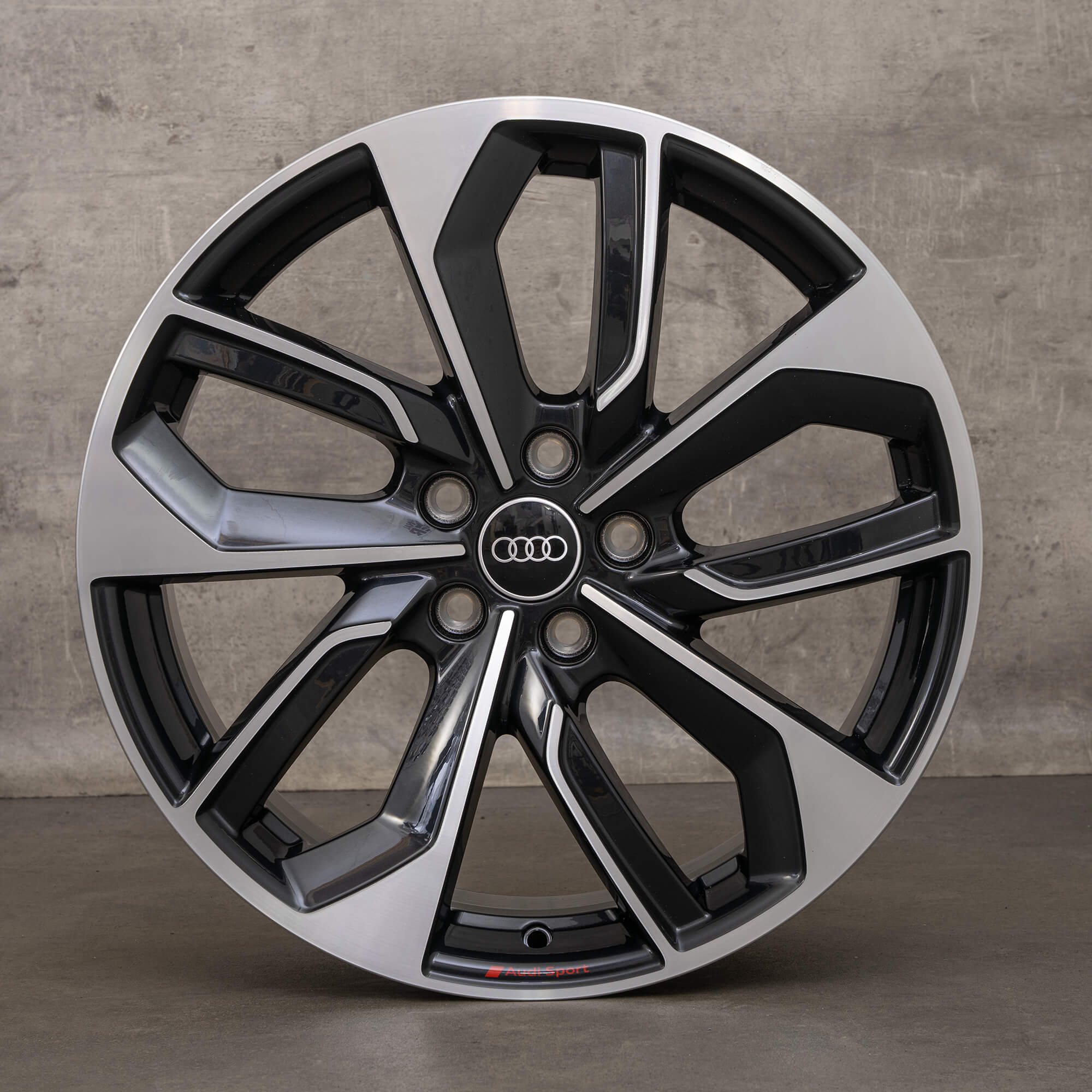 Jante originale Audi A3 S3 8Y 19 inch 8Y0601025S Edge negru lucios