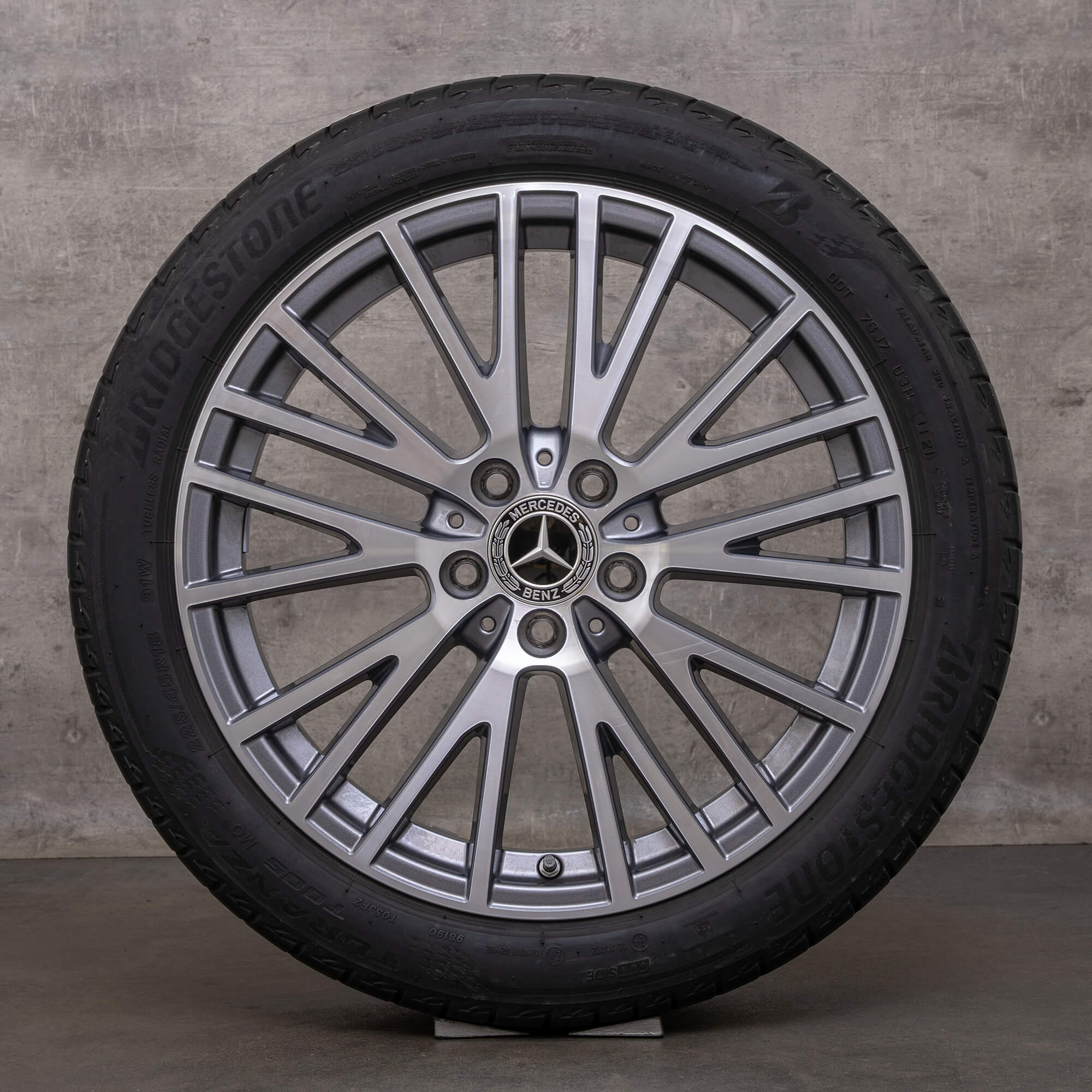 Originele Mercedes A B-klasse CLA wielen 18 inch W177 V177 W247 X118 C118 zomerwielen A1774010600 himalayagrijs glanzend gedraaid