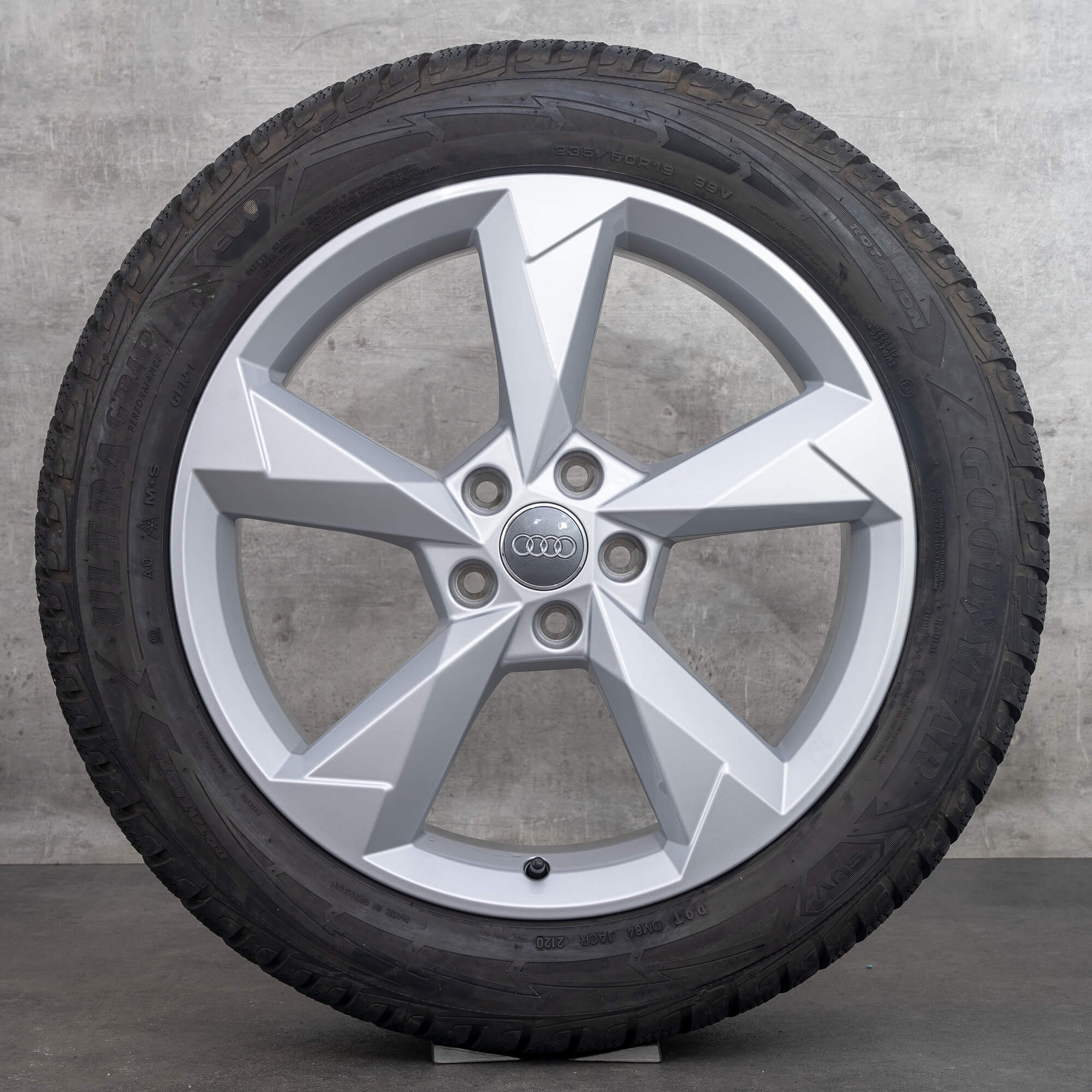 Audi 19 inch Q3 II F3 rims winter tires wheels Dynamic 83A601025N