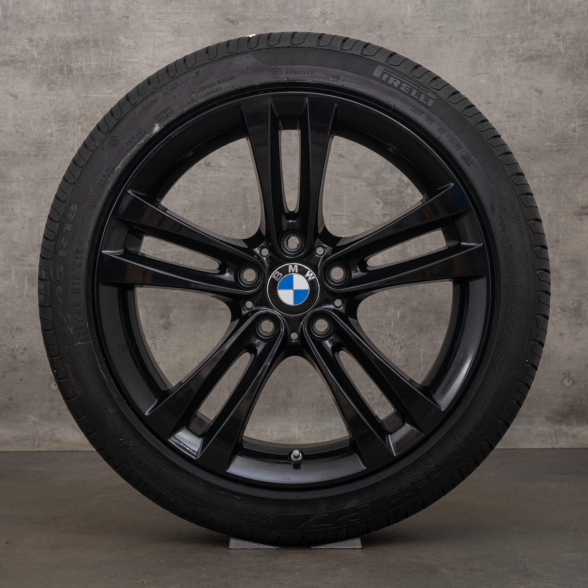 BMW Série 3 F30 F31 4 F32 F33 F36 Jantes 18 pouces pneus hiver style 397 6796247 noir brillant