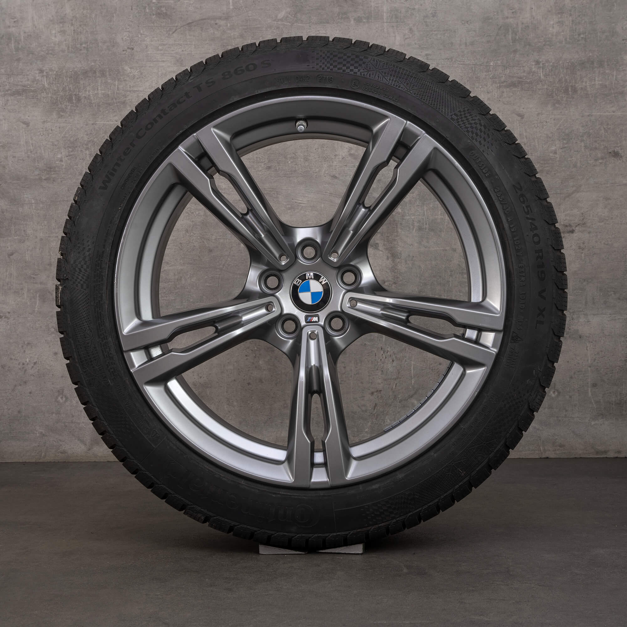 BMW 19 inch M5 F90 OEM winter wheels tires styling 705 M 6.5 - 7.5 mm