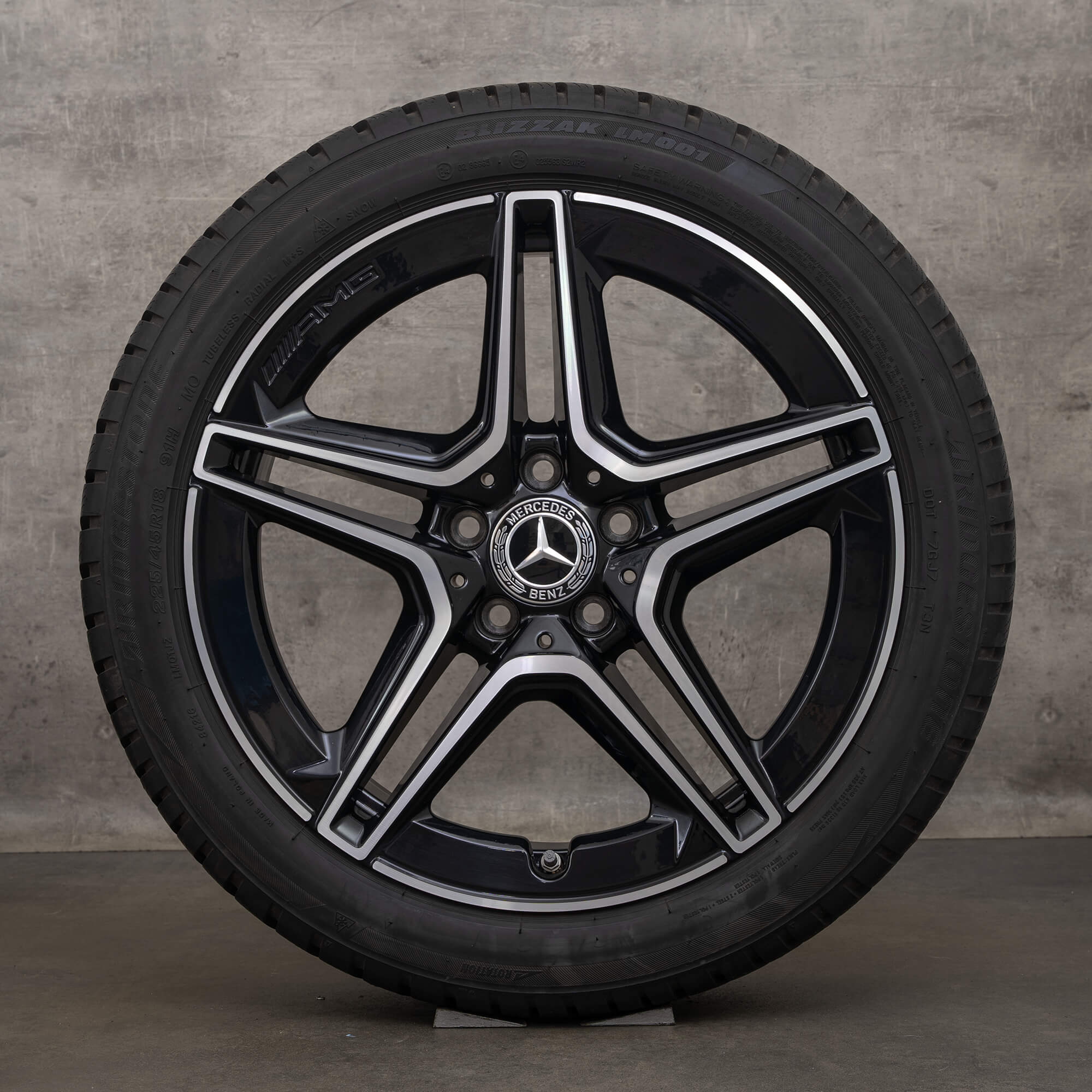 Originale AMG Mercedes AB Klasse W177 V177 W247 CLA X118 C118 18-tommers felger vinterdekk A1774011500