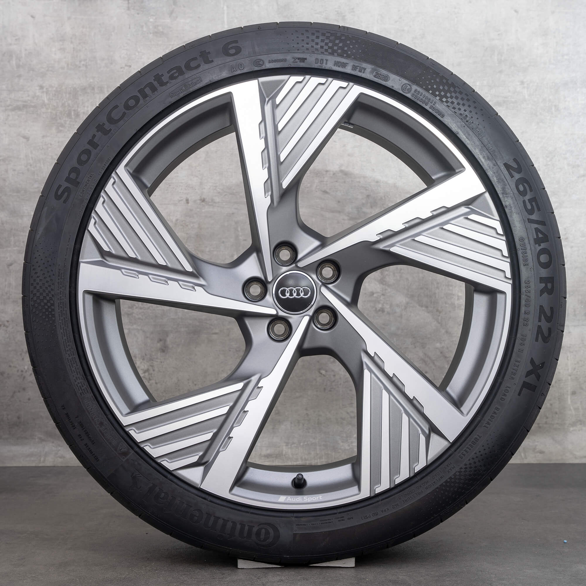 Audi 22 inch rims Q8 e-tron GE summer wheels tires 4KE601025B alloy rims