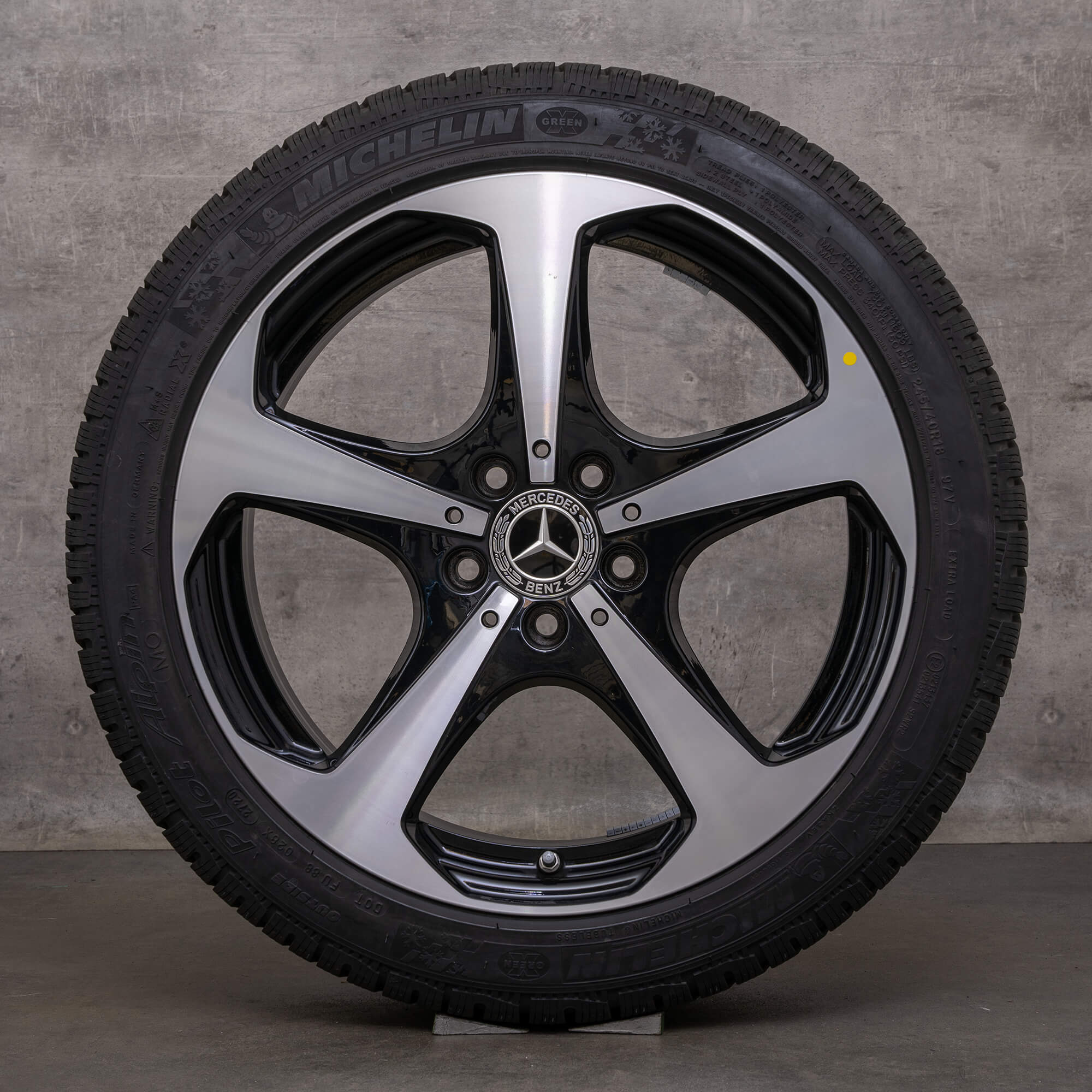 Originele Mercedes Benz C-klasse winterwielen 18 inch W205 S205 A205 C205 velgen A2054014600 A2054014700 zwart glanzend gedraaid