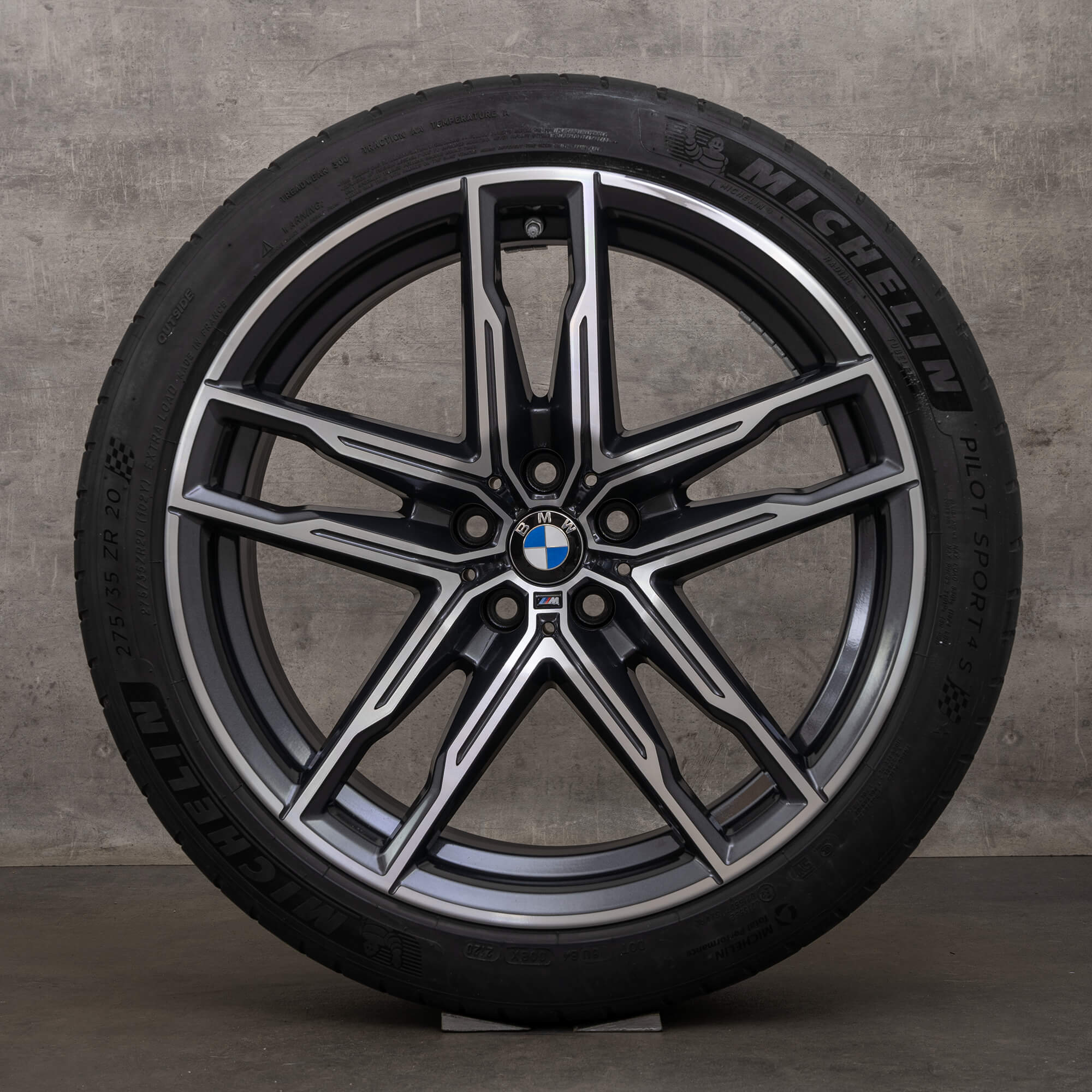 Originální BMW M5 M8 ráfky 20 palcové F90 F91 F92 F93 letni alu kola 810 M 8089562 8089563 orbit grey