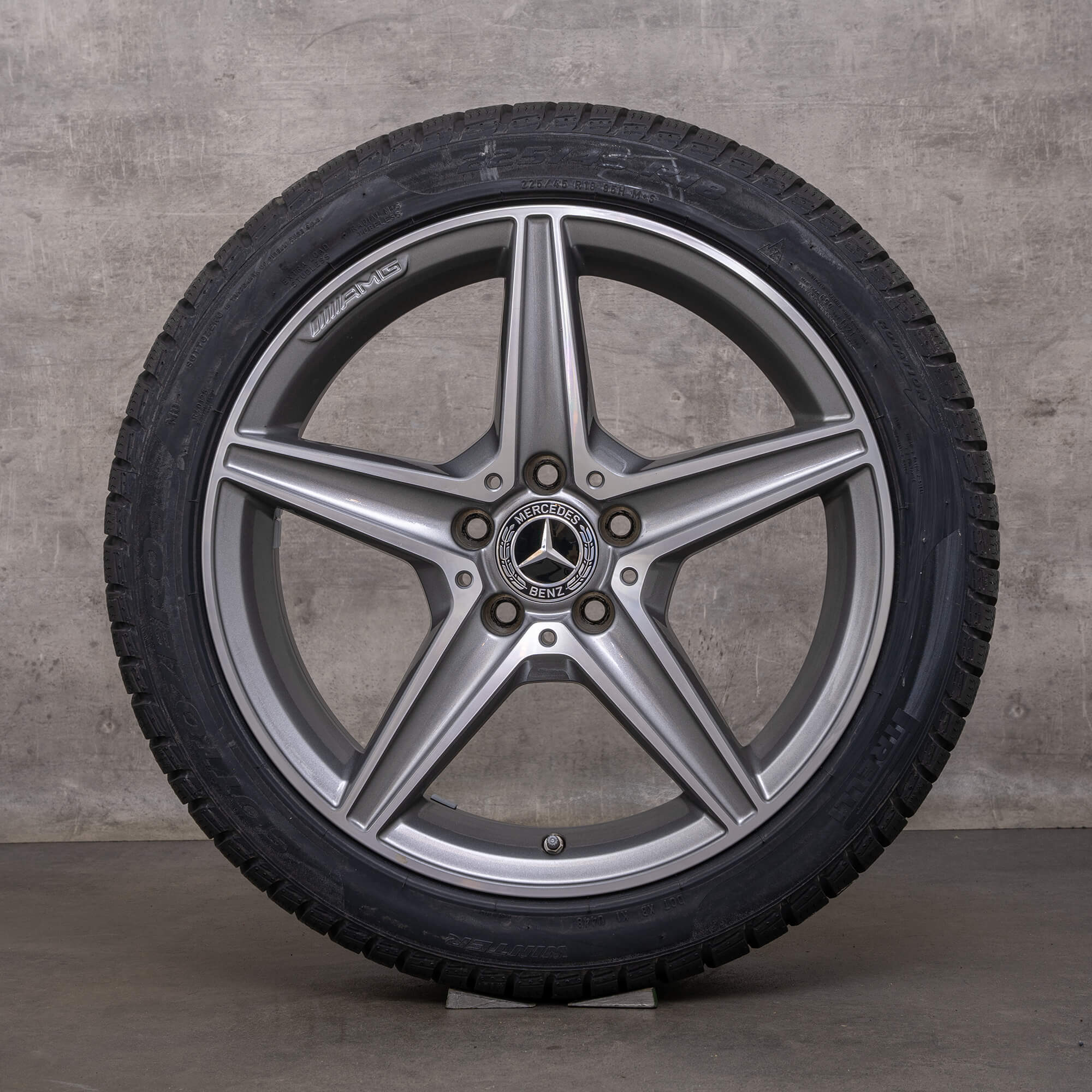 Originele Mercedes Benz C-klasse AMG wintervelgen 18 inch W205 S205 C205 A205 velgen A2054011100 himalayagrijs glanzend gedraaid