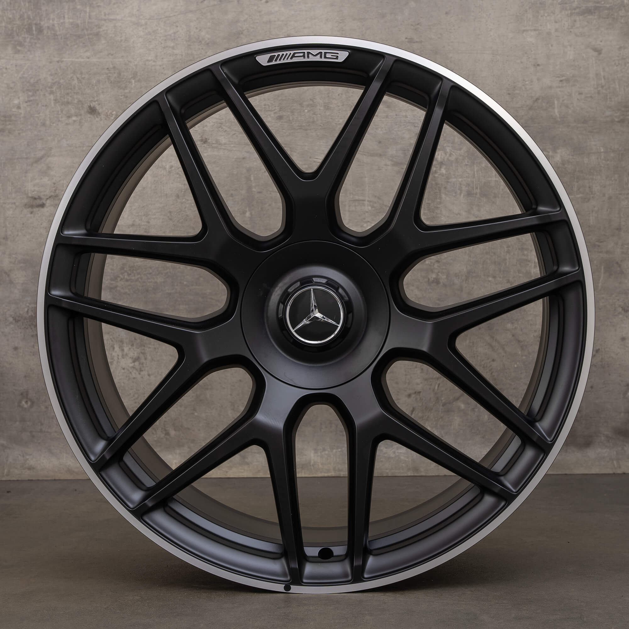 Originální ráfky Mercedes Benz třídy G AMG 22" W463A G63 A4634012000 černý vysoký lesk NOVINKA