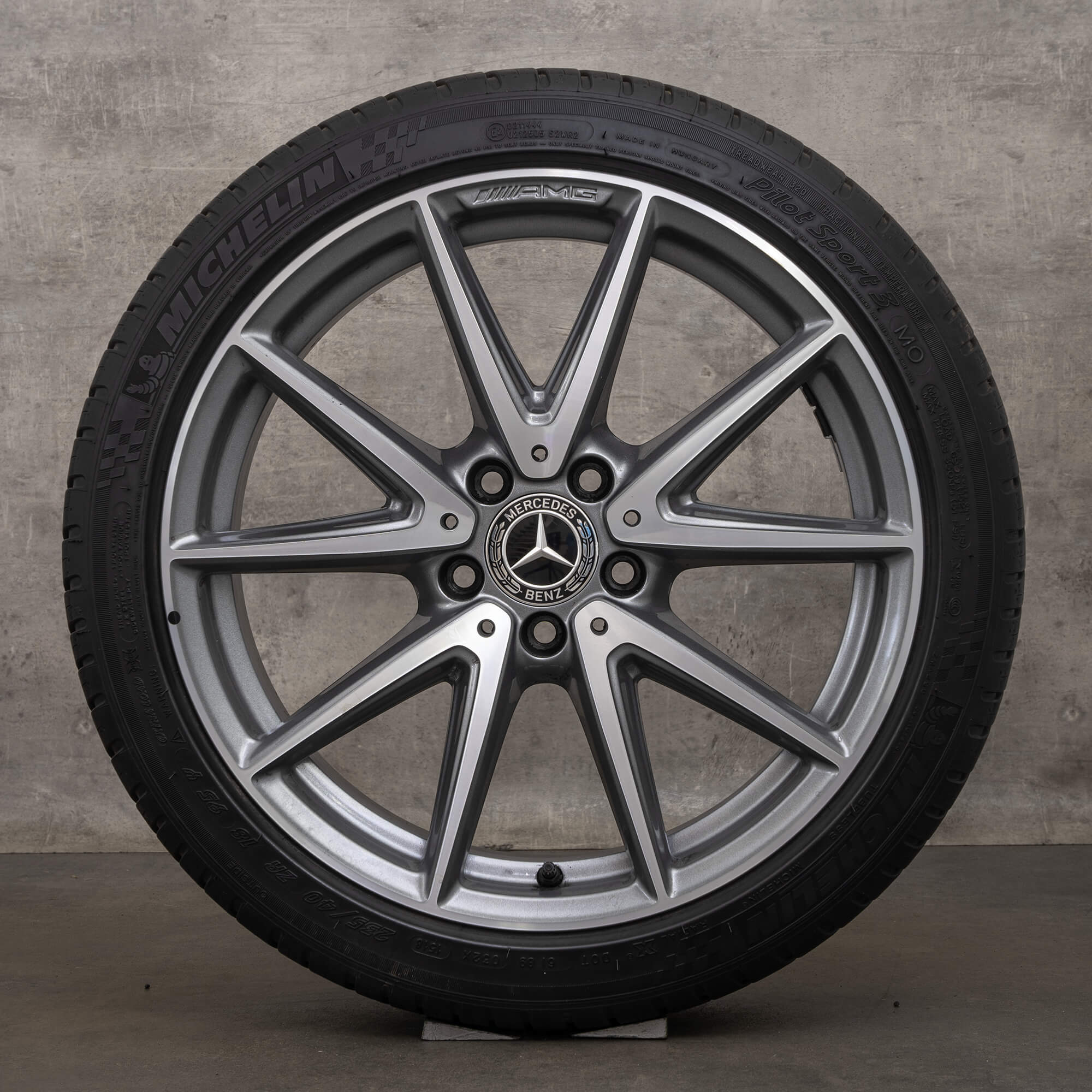 OEM AMG Mercedes Benz A Class A45 CLA45 rims 18 inch 250 Sport W176 W117 summer tires A1764010800 wheels