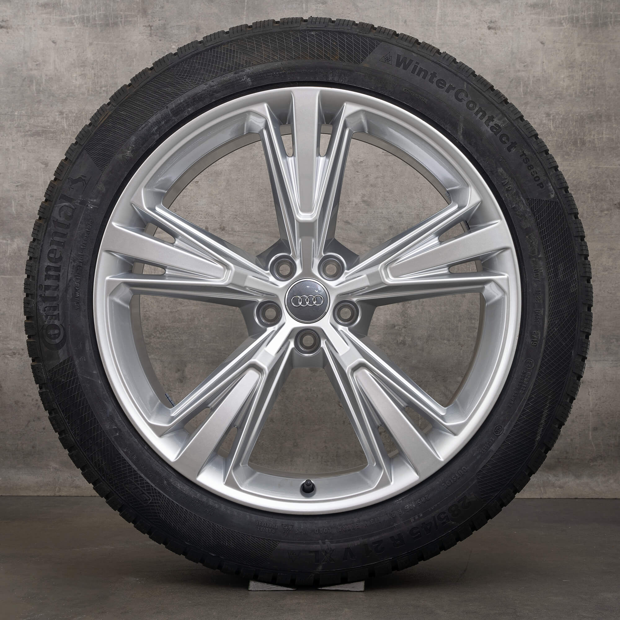 OEM Audi Q8 SQ8 4M 21 inch rims winter tires 4M8601025H silver wheels aluminum