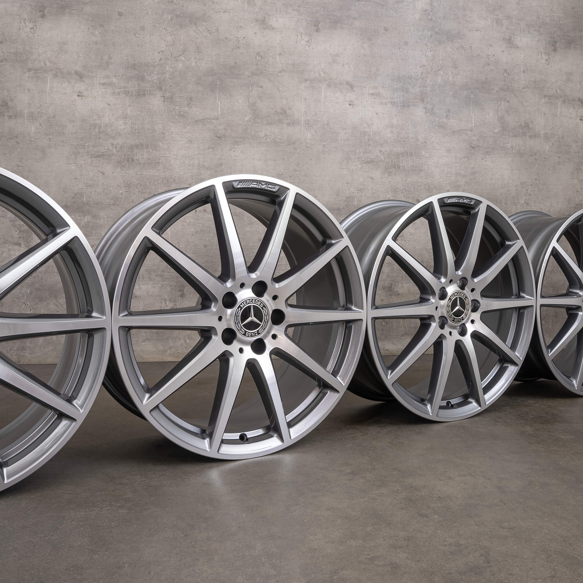 Llantas originales AMG Mercedes Benz W206 C 63 de 19 pulgadas A2064016900