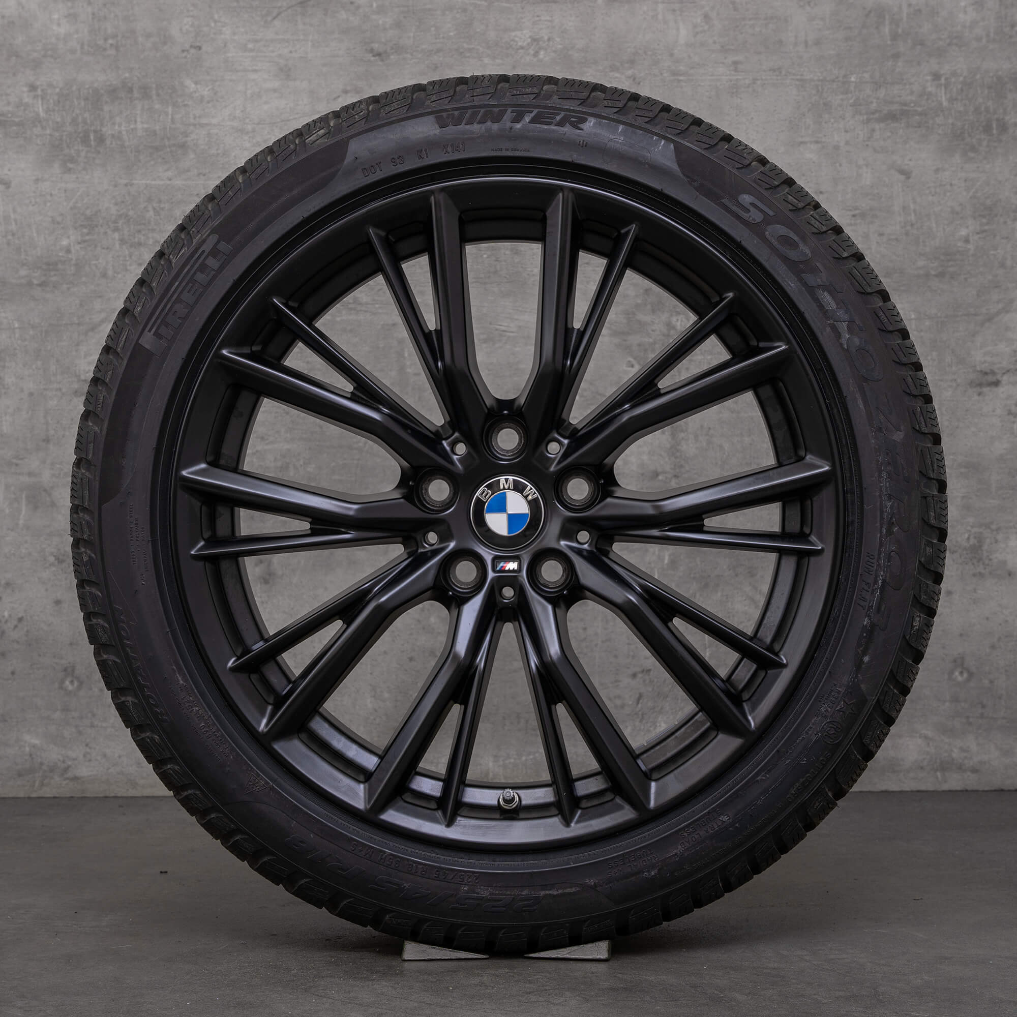 Original BMW Serie 2 3 4 llantas completas de invierno 18 pulgadas G42 G20 G21 G22 G23 styling 796 M 6885305 6885306 negro mate