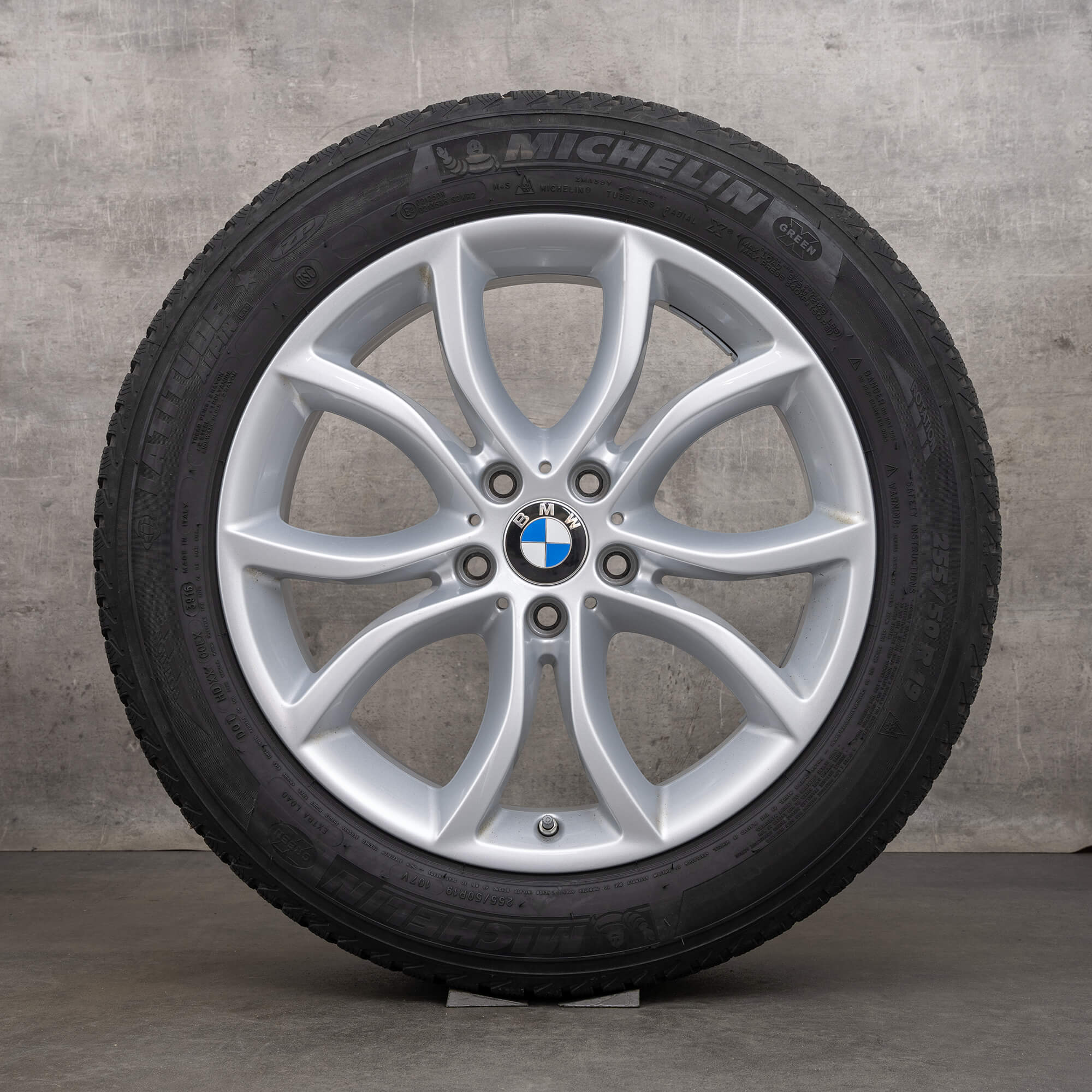 BMW X6 F16 E71 vinterhjul 19 tums fälgar styling 594 vinterdäck