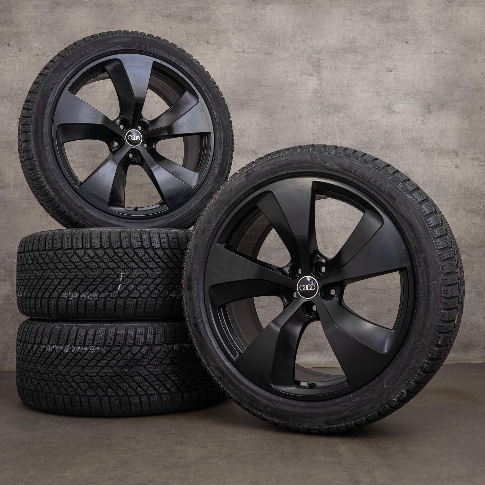 Original Audi Q7 SQ7 4M 21 inch summer tires 4M0601025E rims black