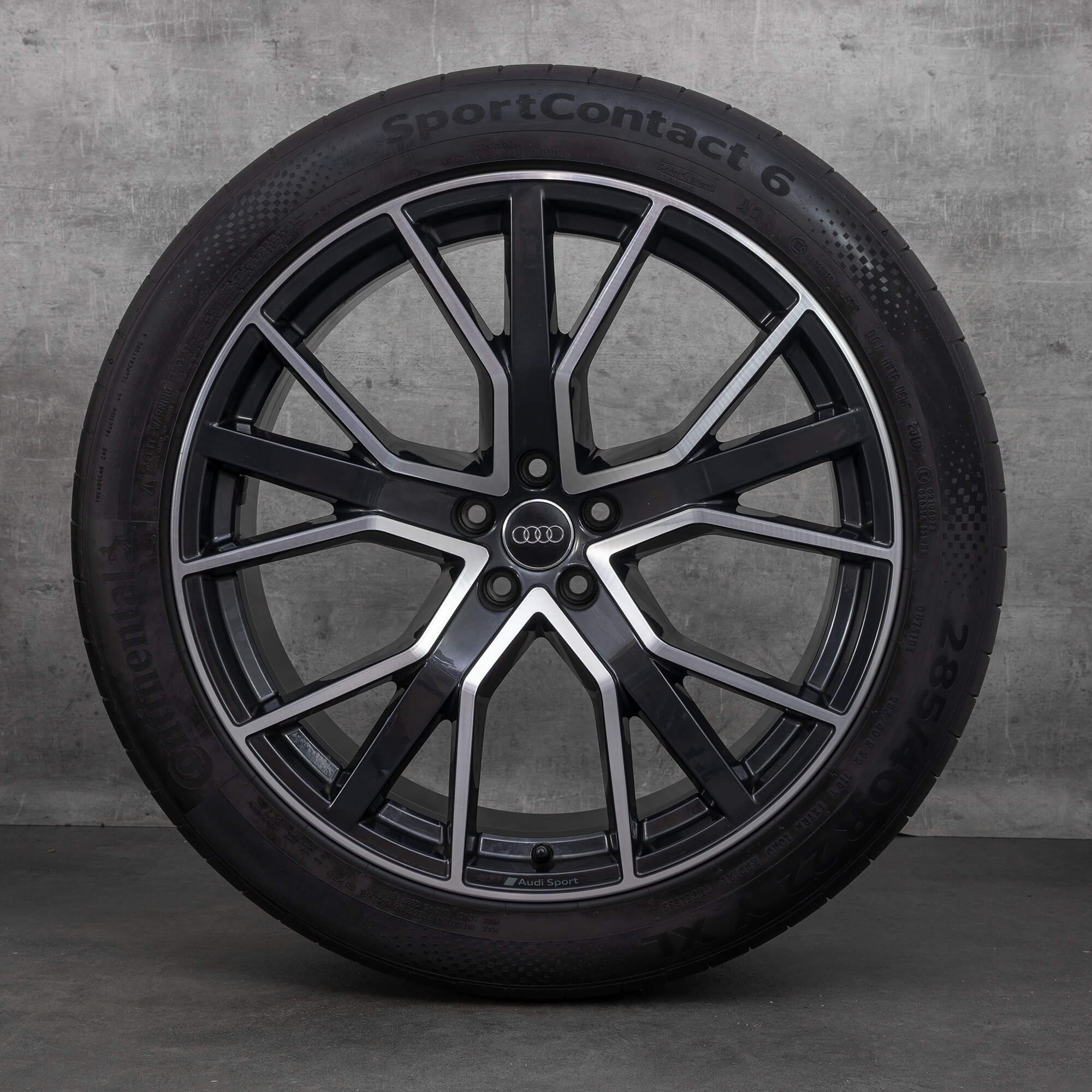 Audi 22 inch velgen Q8 SQ8 4M8 alloy zomerbanden zomervelgen 4M8601025Q