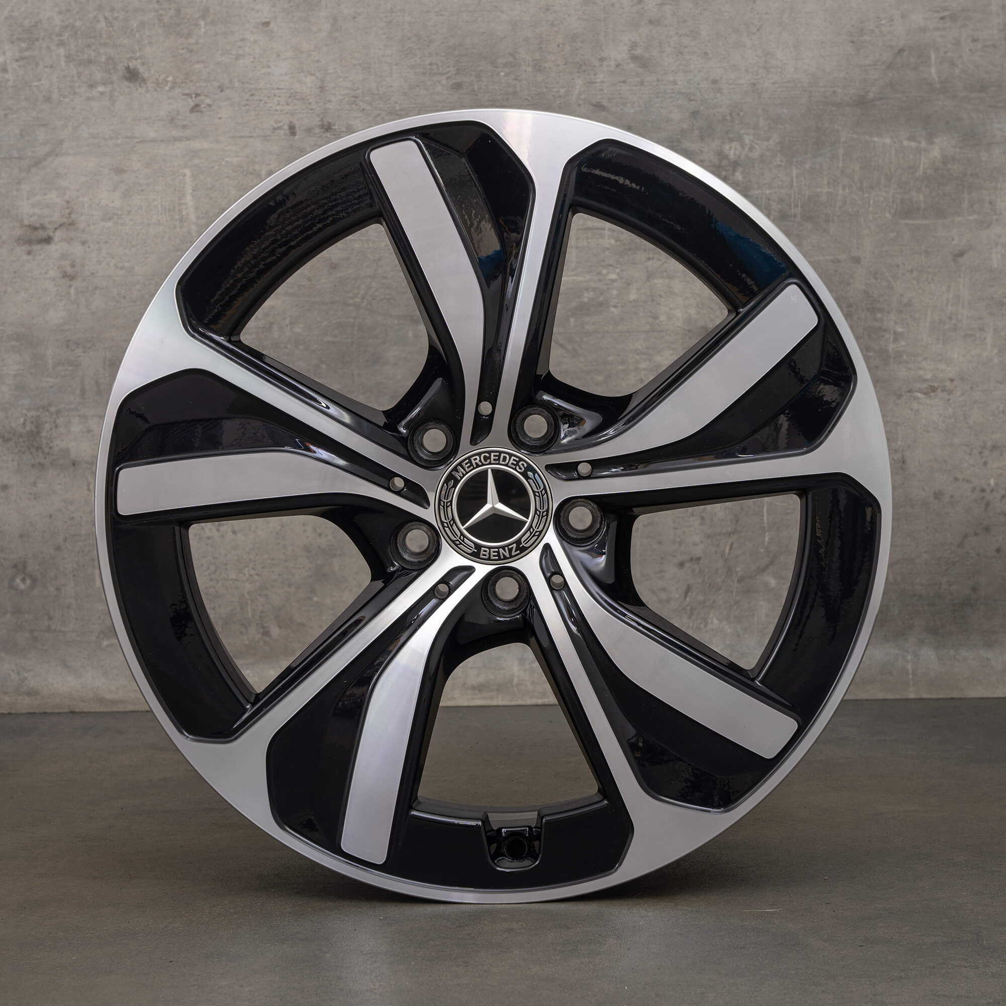 Originele AMG Mercedes CLE C236 18 inch velgen A2364011600 zwart NIEUW