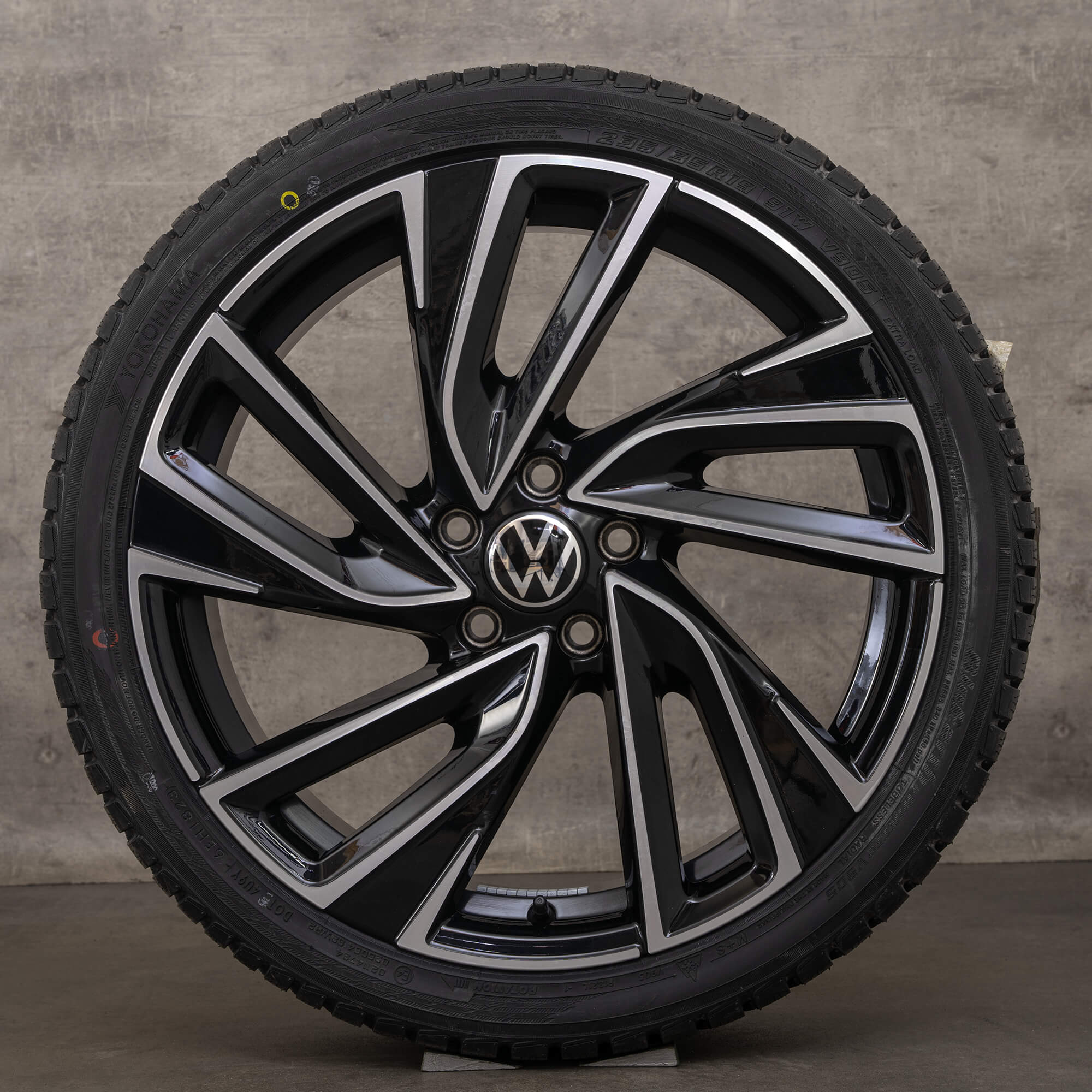 Originele VW Golf 8 GTI GTD GTE R 19 inch winterbanden 5H0601025R velgen zwart