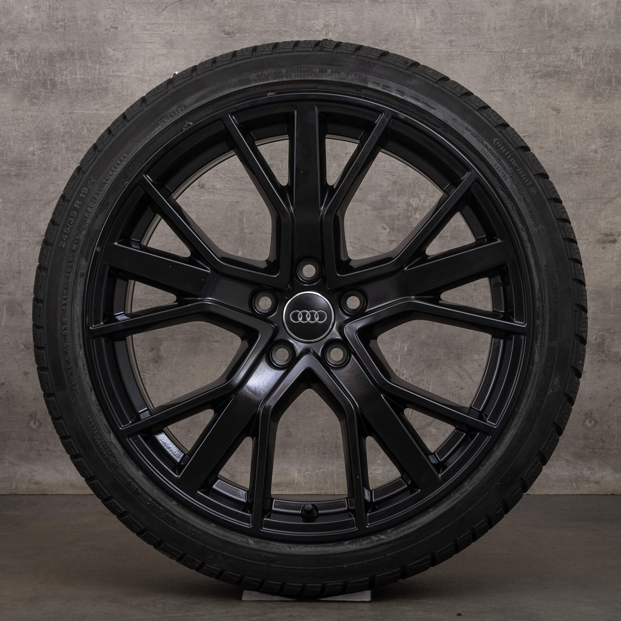 Jante originale Audi A4 S4 19 inch B9 8W anvelope de vara 8W0601025DH jante negre