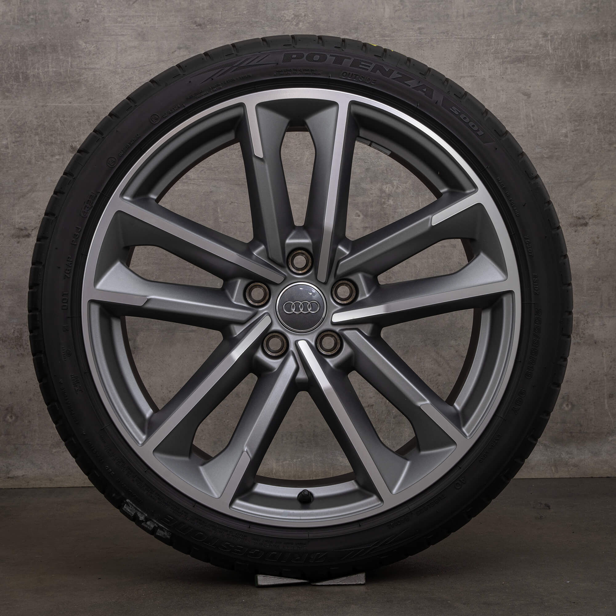 Jantes d'origine Audi A5 S5 19 pouces 8W B9 F5 jantes été 8W0601025DC gris anthracite brillant