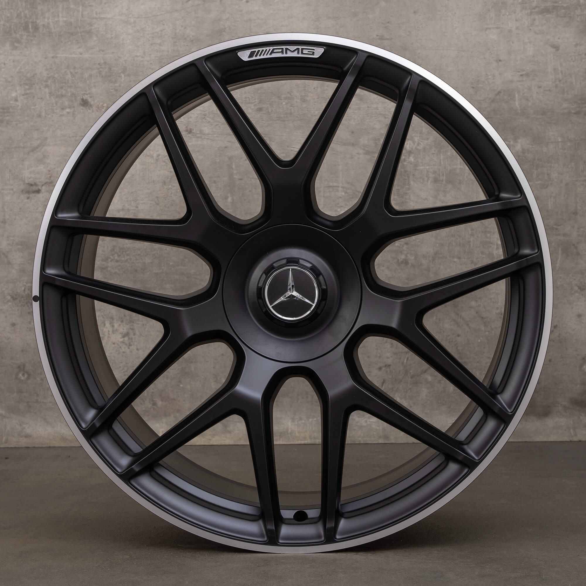 Originální ráfky Mercedes Benz třídy G AMG 22" W463A G63 A4634012000 černý vysoký lesk NOVINKA