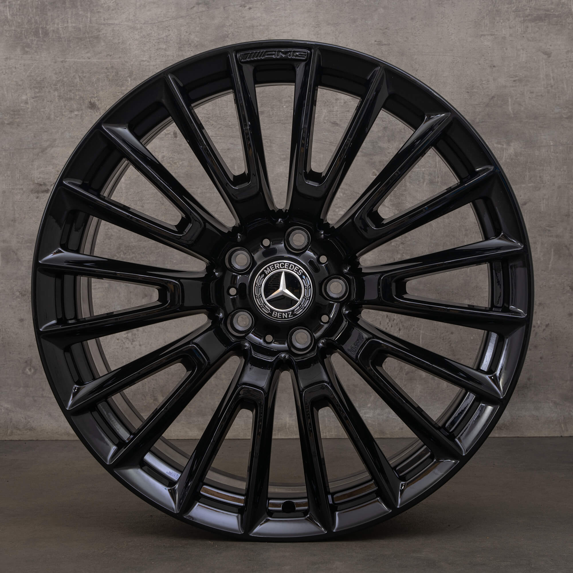 Originální AMG Mercedes G Class 63 ráfky 22" W465 W463 A4654011000 černé vysoce