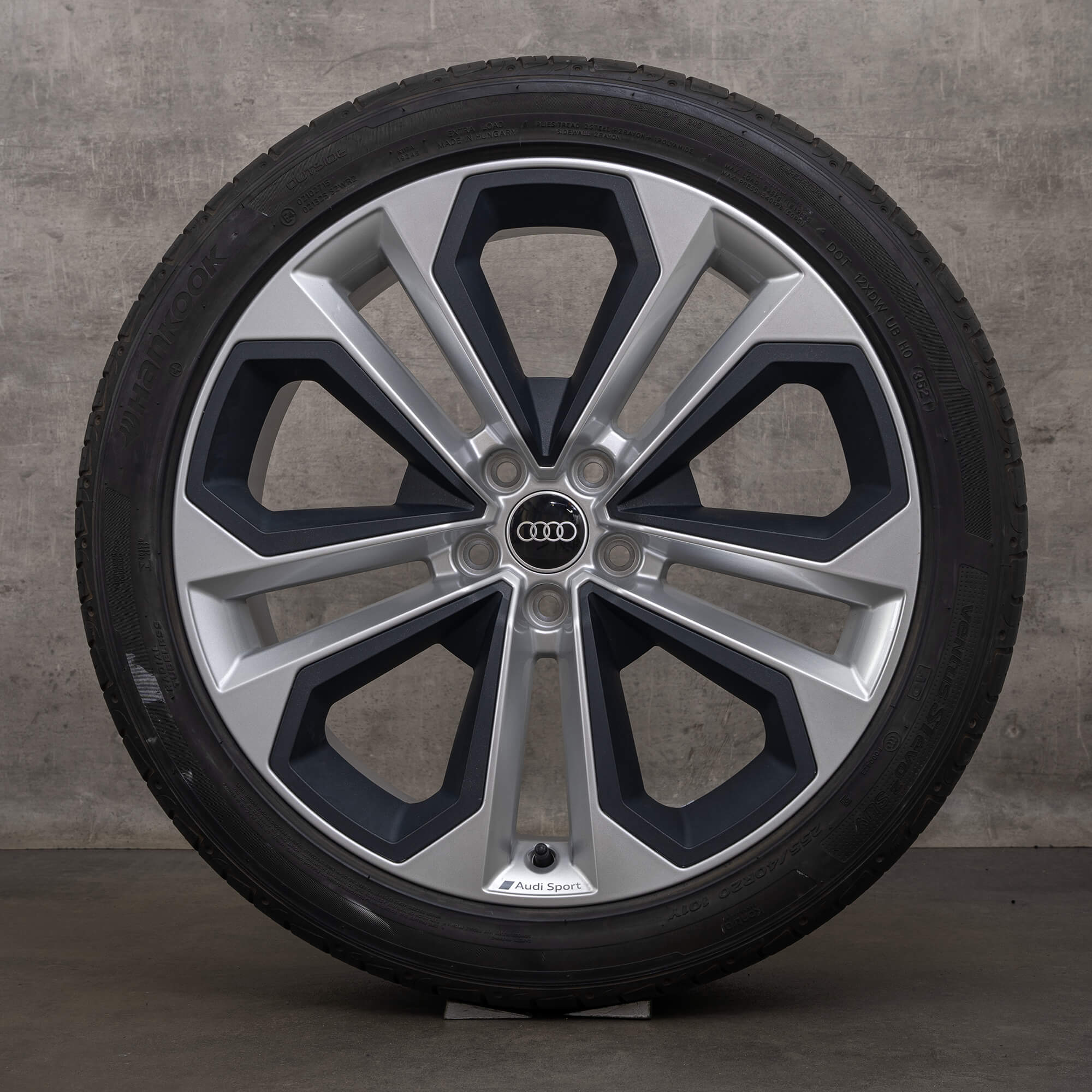 Originele Audi Q3 RSQ3 velgen 20 inch F3 zomerwielen 83A601025E zilver