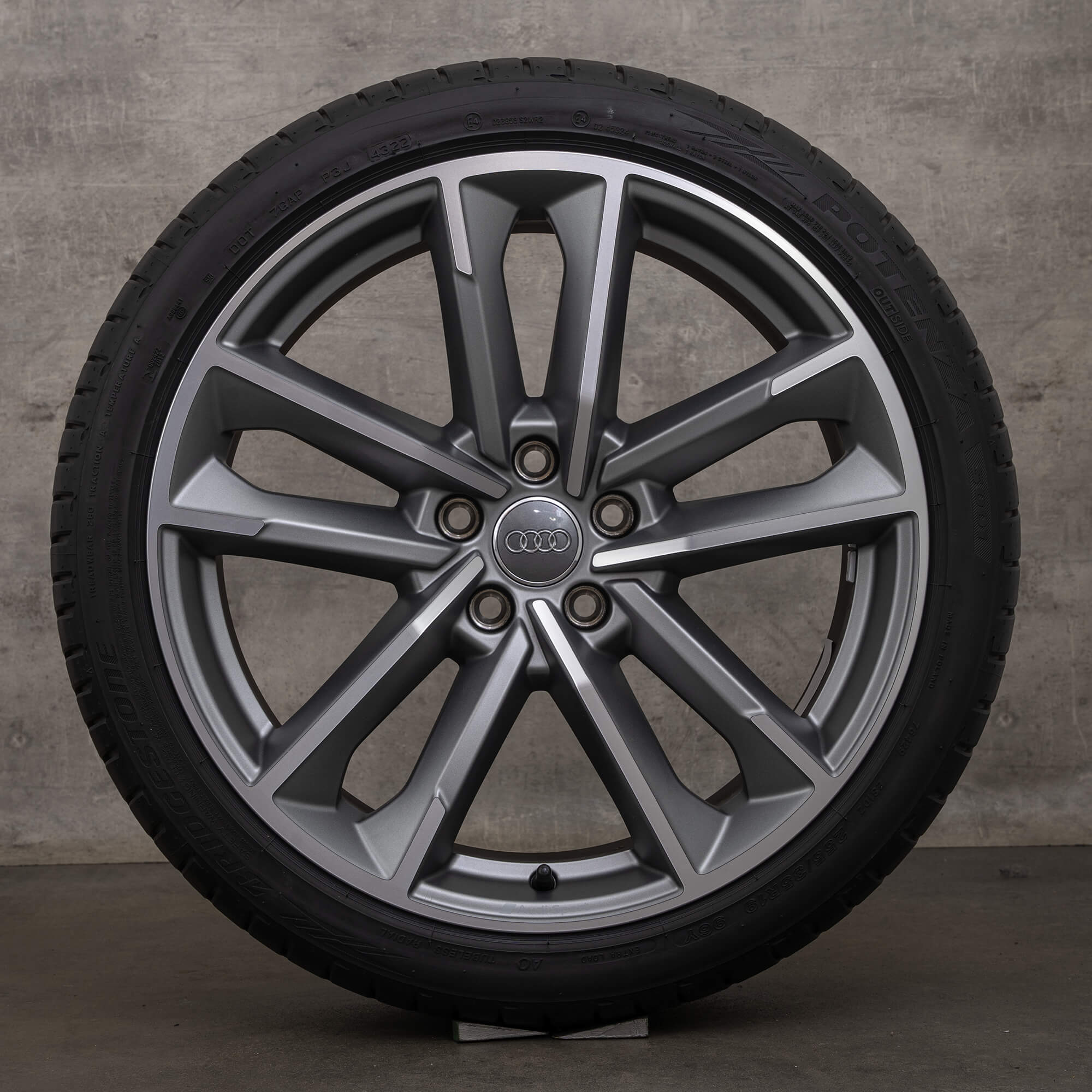 Jantes d'origine Audi A5 S5 19 pouces 8W B9 F5 jantes été 8W0601025DC gris anthracite brillant