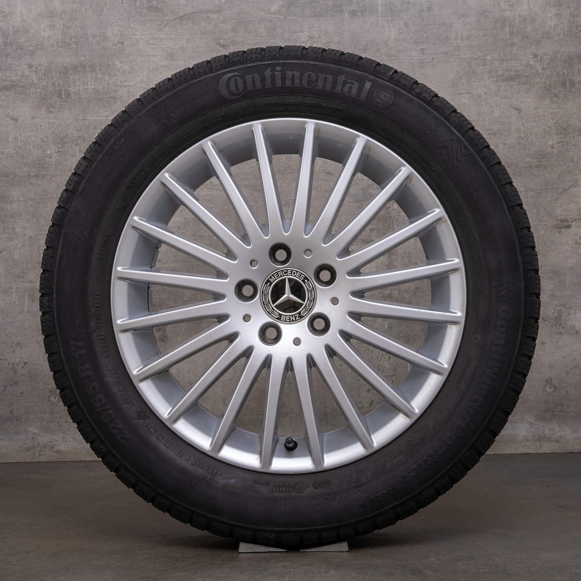 OEM Mercedes Benz V-Class winter tires 17 inch W447 Vito Viano rims A4474012300 silver