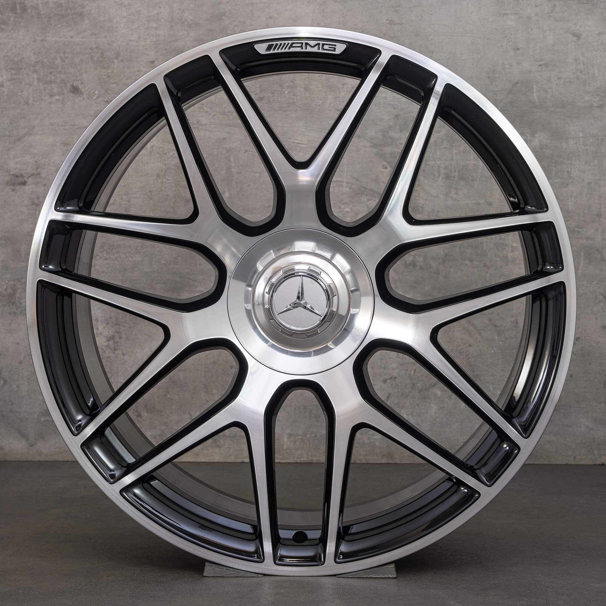 AMG 22 inch Mercedes Benz rims G-Class W463A G63 A4634012000 cross spoke NEW