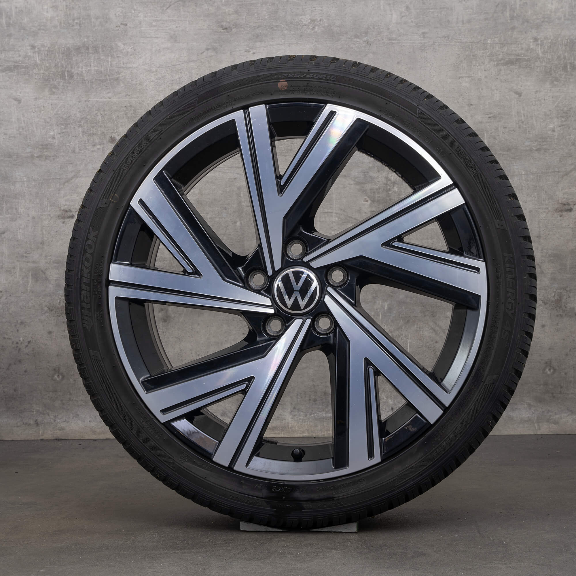 VW Golf 6 7 8 R ruote per tutte le stagioni pneumatici cerchi da 18 pollici