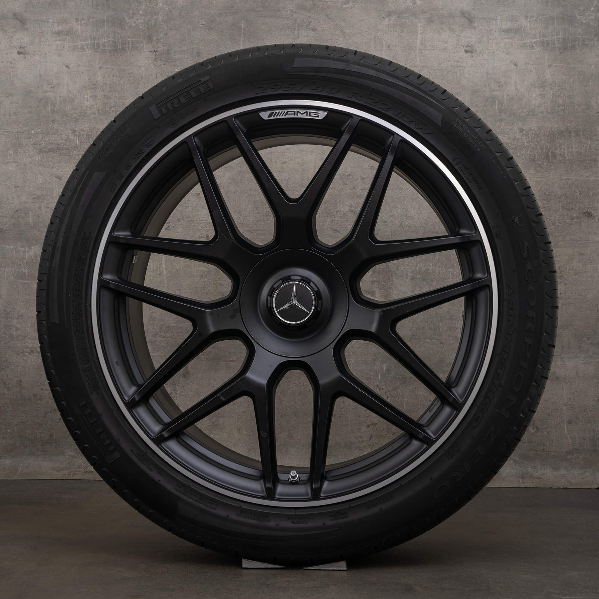 OEM Mercedes Benz G Class AMG rims 22 inch W463A 63 summer tires A4634012000 black matt high-sheen