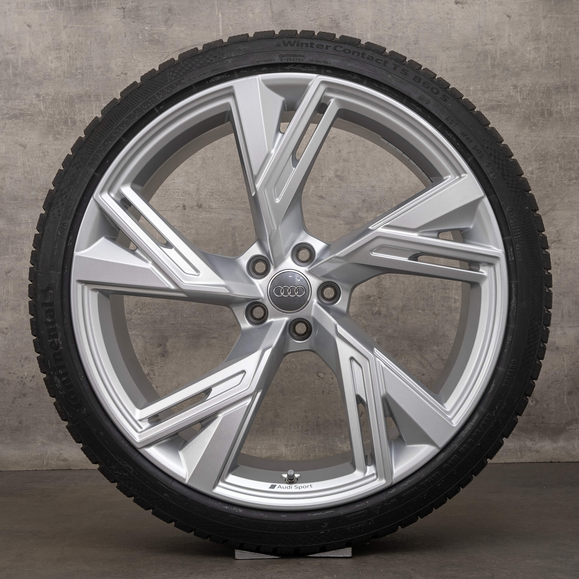 Original Audi RS6 RS7 4K C8 22 inch summer tires 4K0601025R rims silver