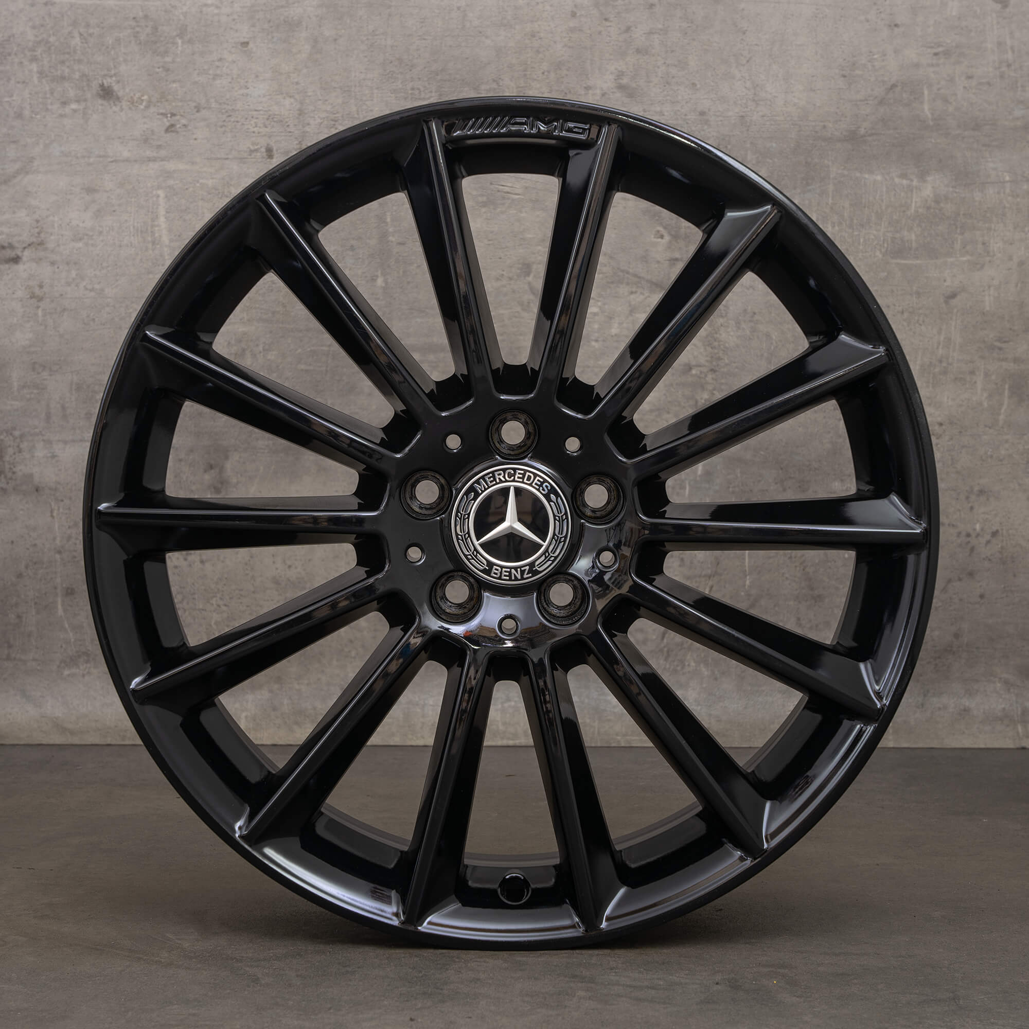 AMG Mercedes Benz třídy AB W177 W247 CLA X118 19 palcové ráfky černé