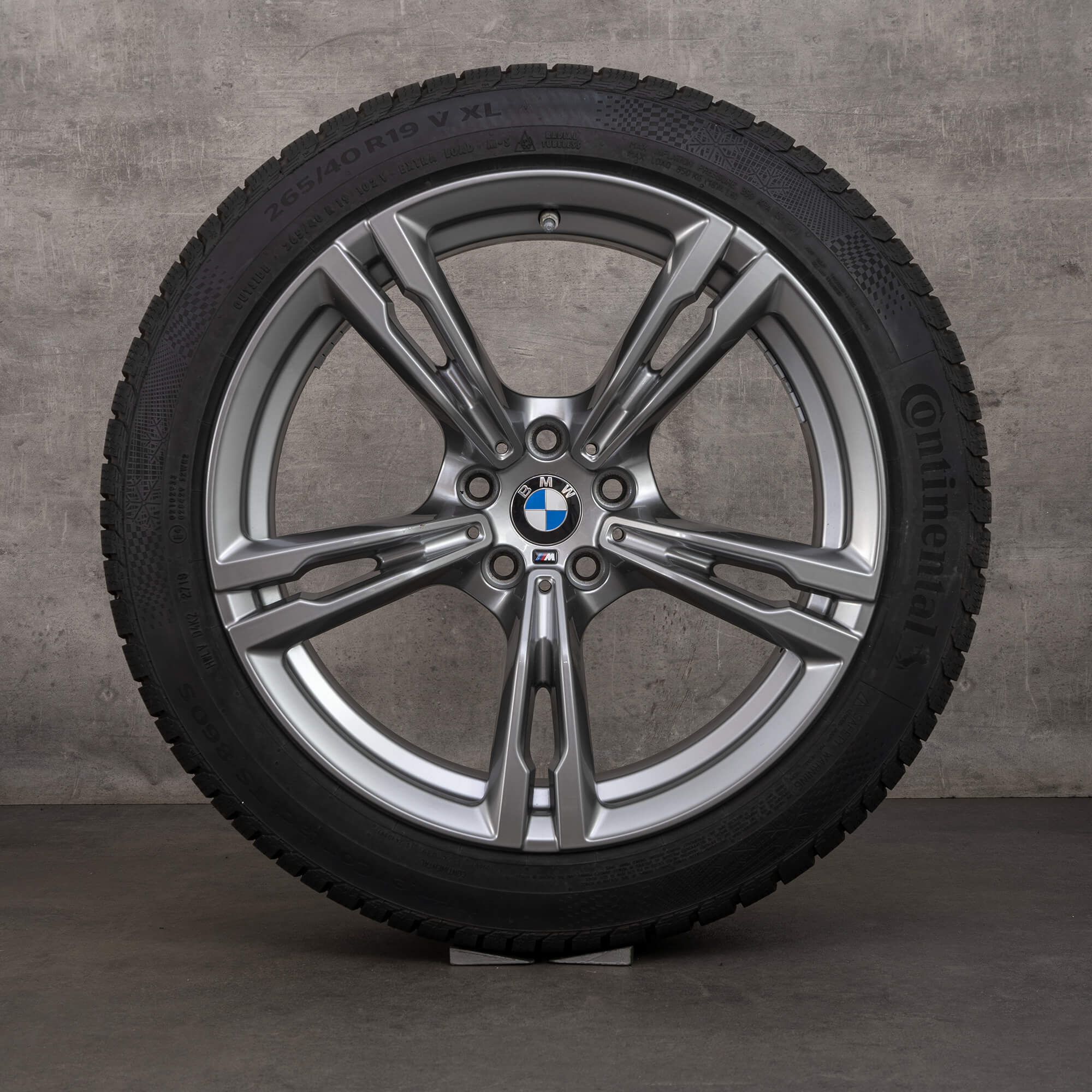 BMW 19 inch M5 F90 OEM winter wheels tires styling 705 M 6.5 - 7.5 mm