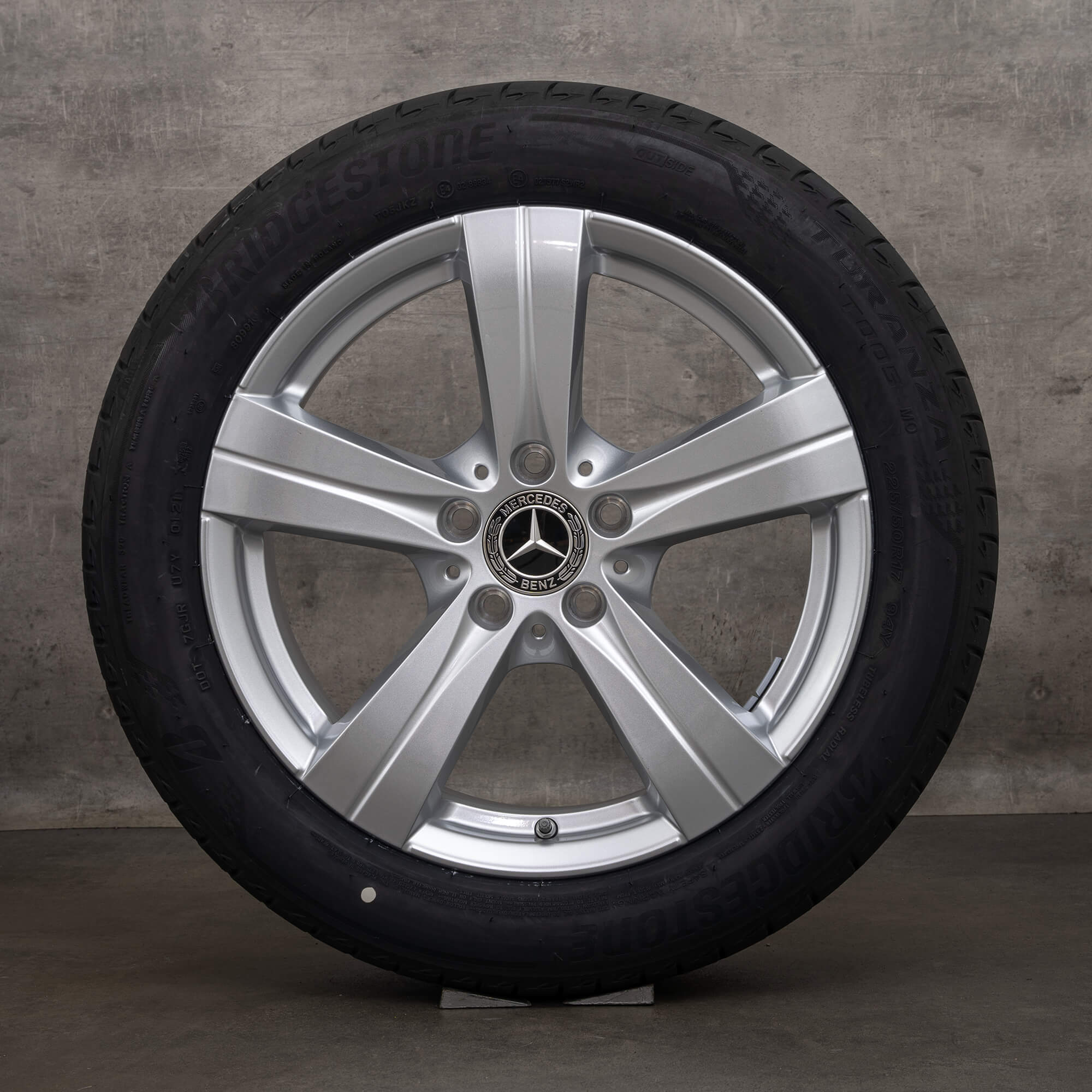 Originele Mercedes Benz C-Klasse velgen 17 inch W206 S206 zomervelgen A2064017200 zilver