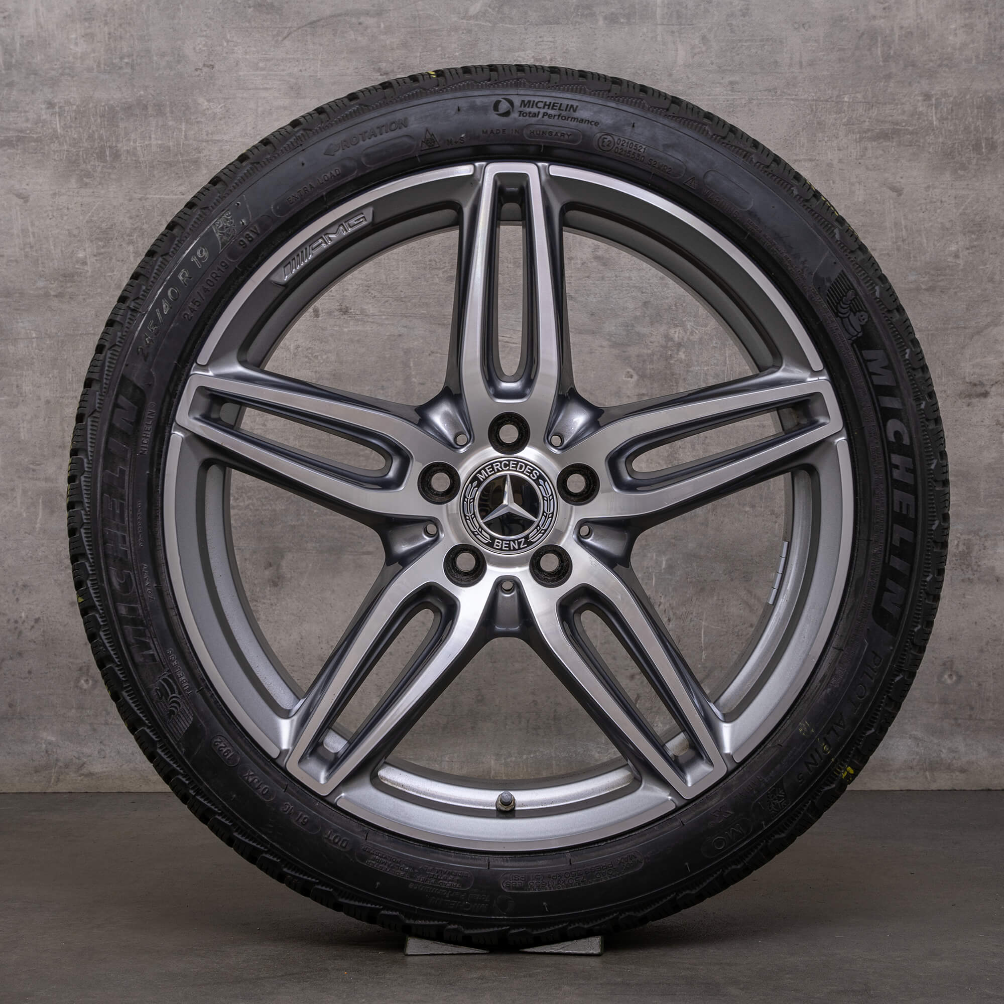 Originele AMG Mercedes Benz E-Klasse E43 E53 winterbanden 19 inch W213 S213 C238 A238 velgen A2134013800 A2134012000 himalaya grijs glanzend gedraaid