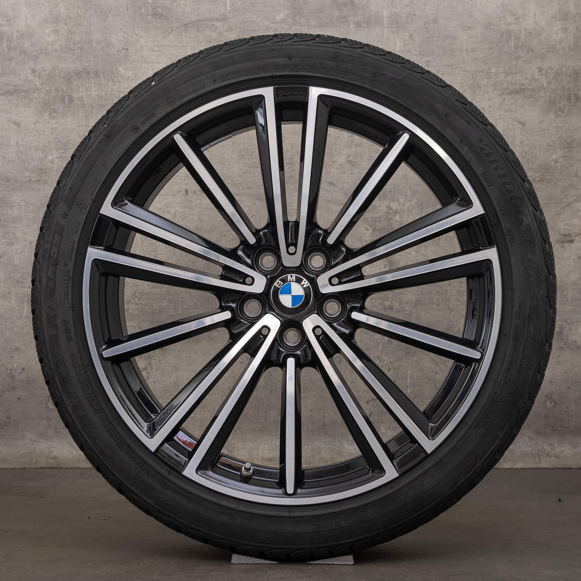 Original BMW i8 I12 I15 20 Zoll Felgen 516 Winterreifen 6880105 jet black