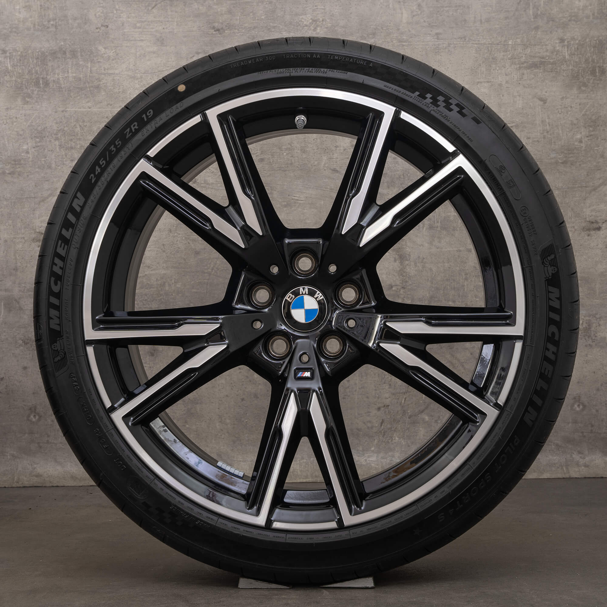 Originele BMW 2 Serie G42 Coupé 19 inch zomerbanden velgen 893 M 1543823 1543824