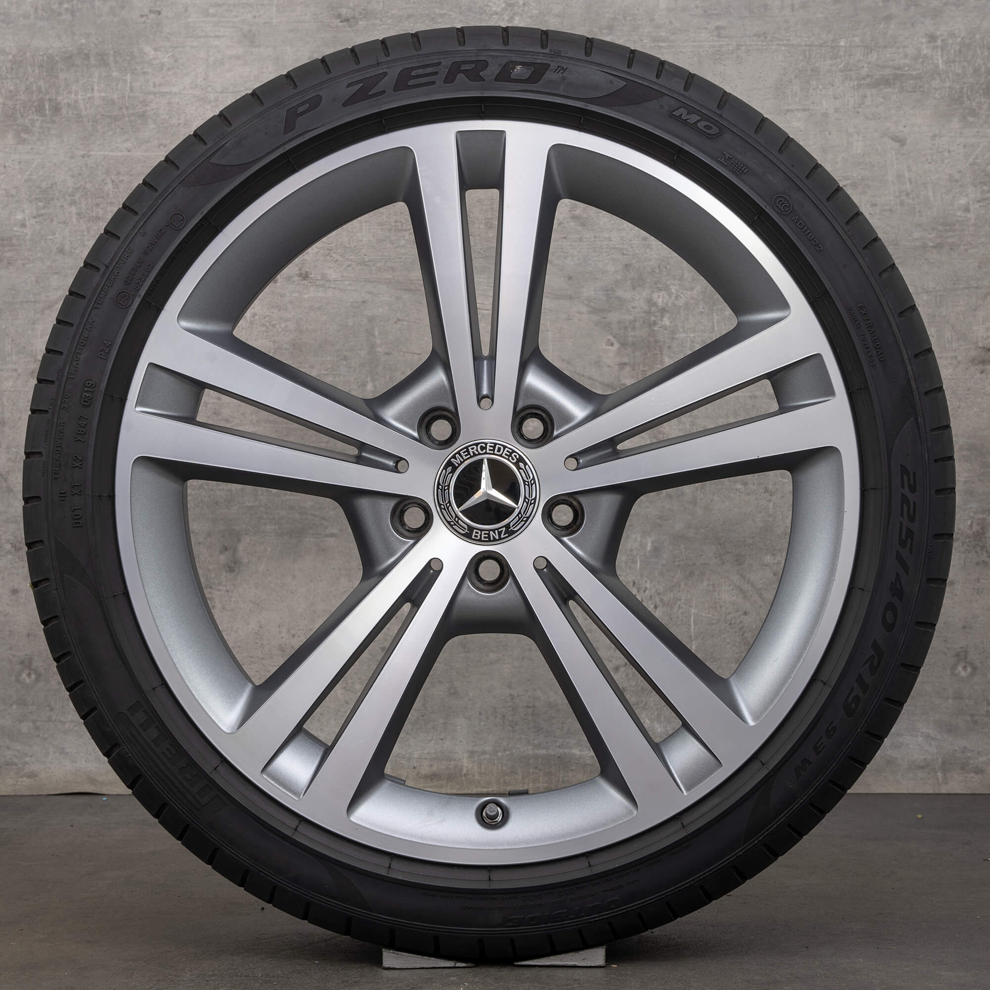 Mercedes Benz AB Class W177 W247 CLA W118 summer wheels 19 inch tires