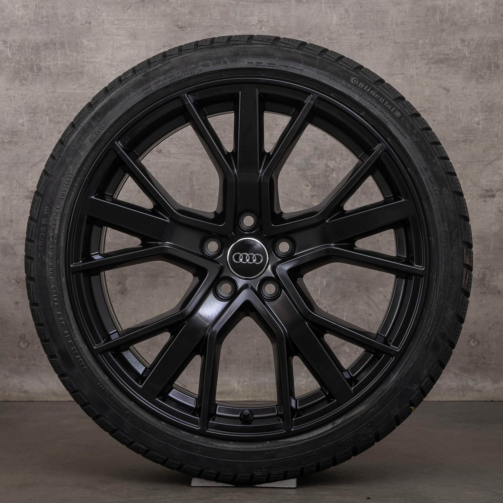 Jante originale Audi A4 S4 19 inch B9 8W anvelope de vara 8W0601025DH jante negre