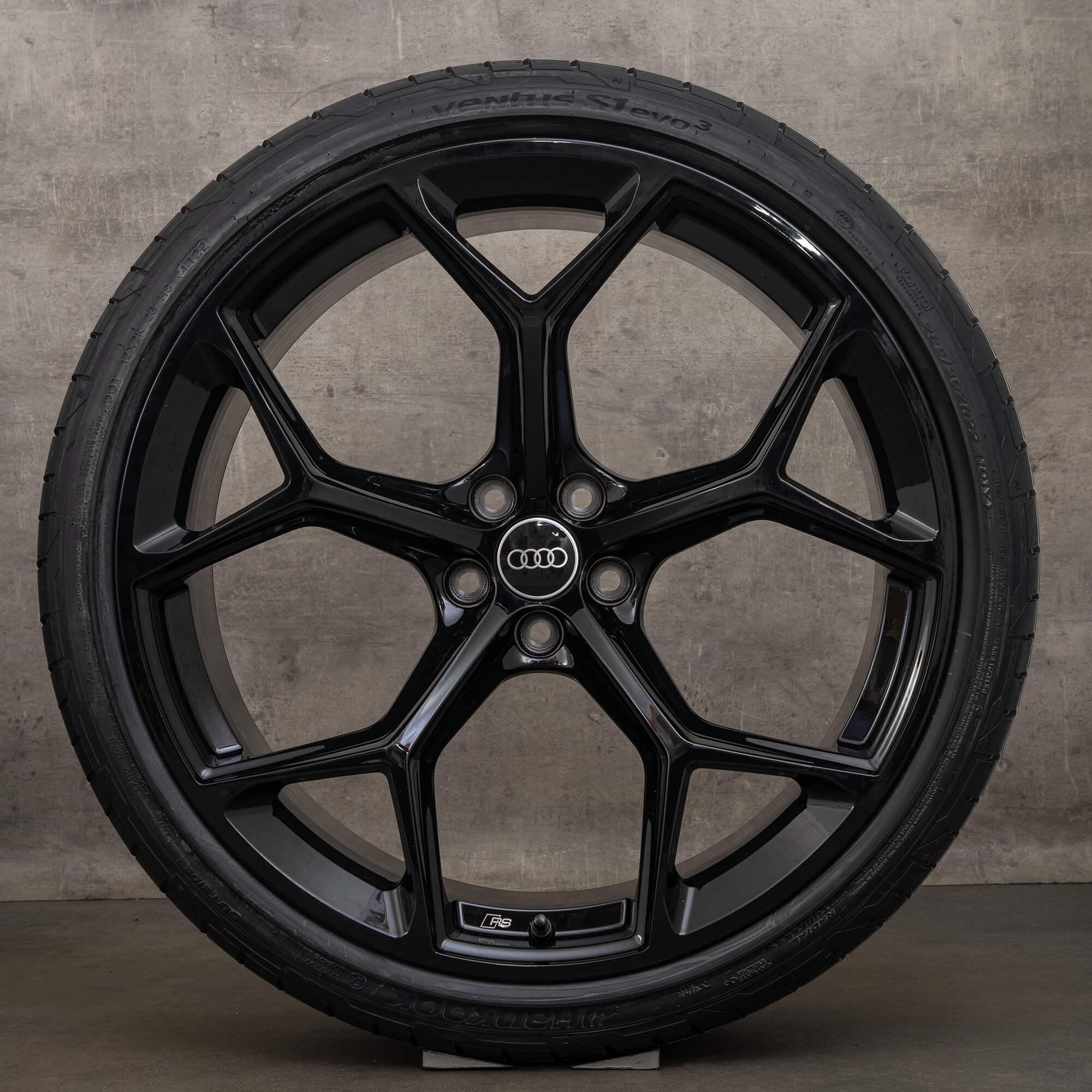 OEM Audi RS6 RS7 4K C8 22 inch summer tires rims 4K0601025CQ New