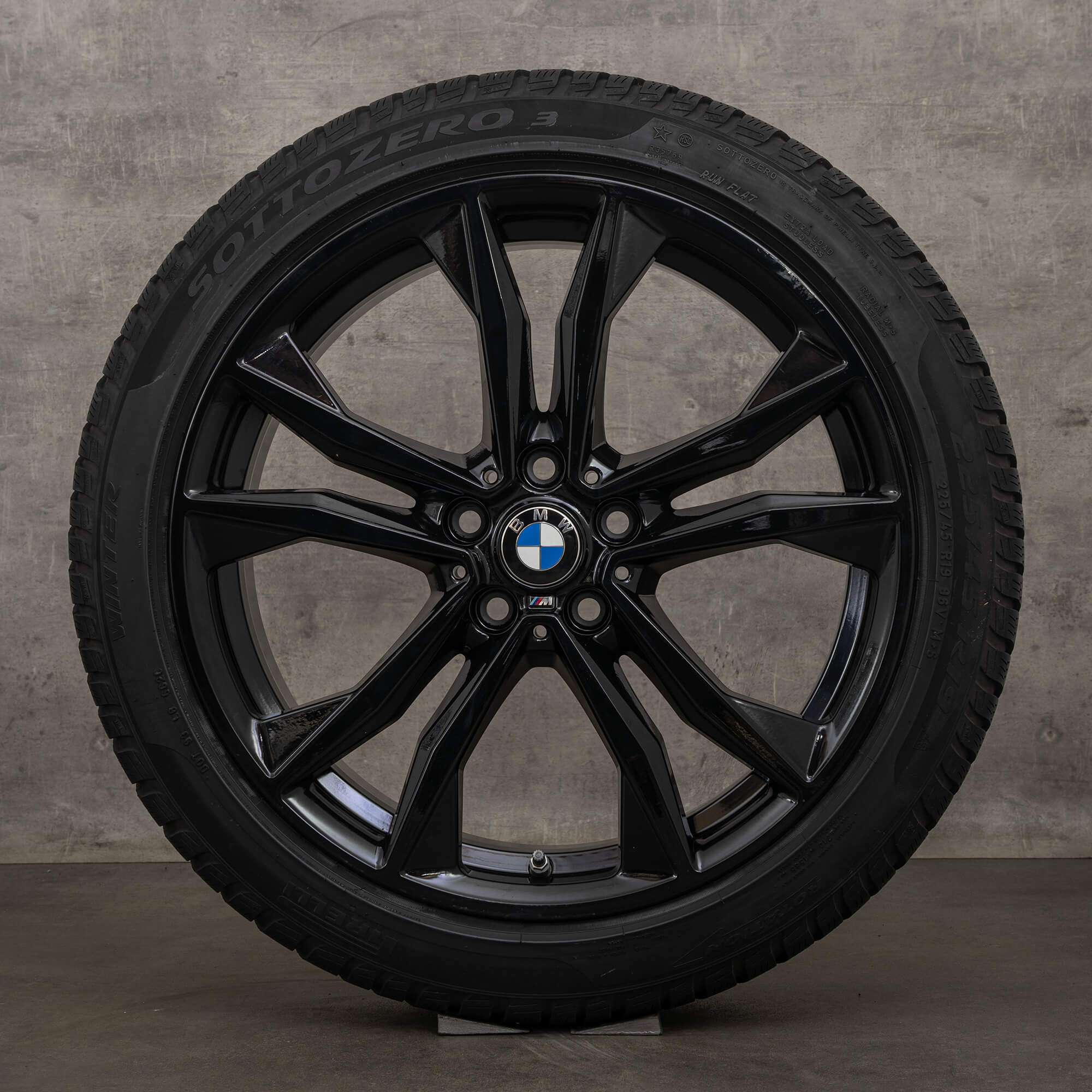 Original BMW X1 X2 Winterräder 19 Zoll F48 F39 Felgen Styling 715 M 8008616 schwarz hochglanz