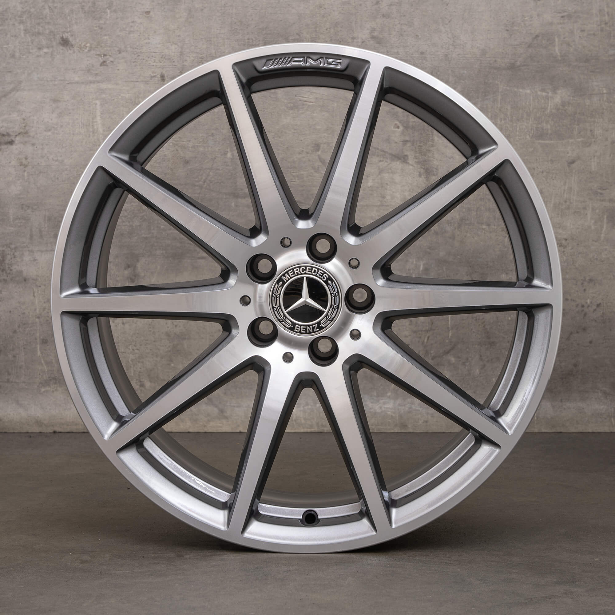 Jantes originais AMG Mercedes Benz W206 C 63 de 19 polegadas A2064016900