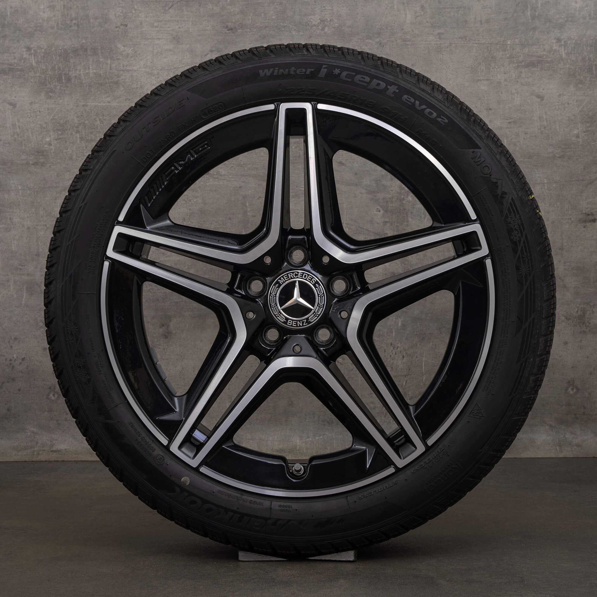 Jante de iarnă AMG Mercedes Benz AB Class CLA 18 inch W177 W247 originale