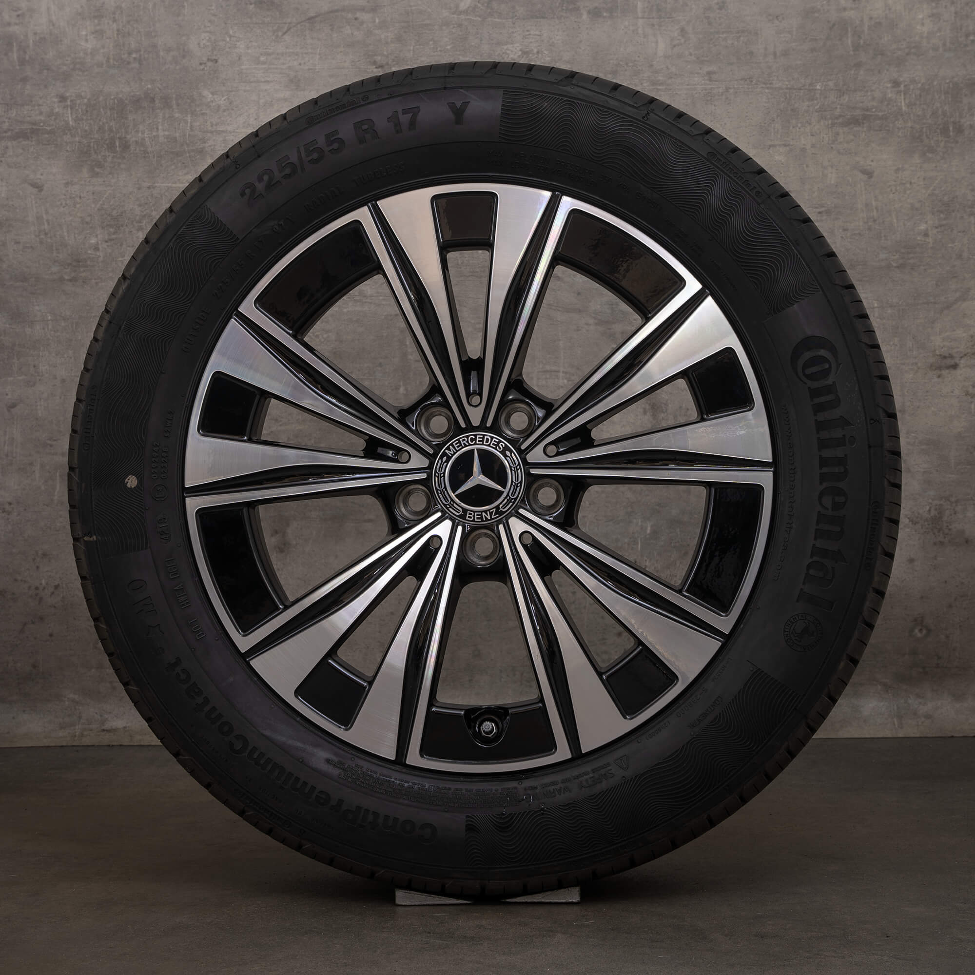 Originele Mercedes Benz C-Klasse velgen 17 inch Alle Tarrain X206 zomerwielen A2064013900 zwart hoogglans