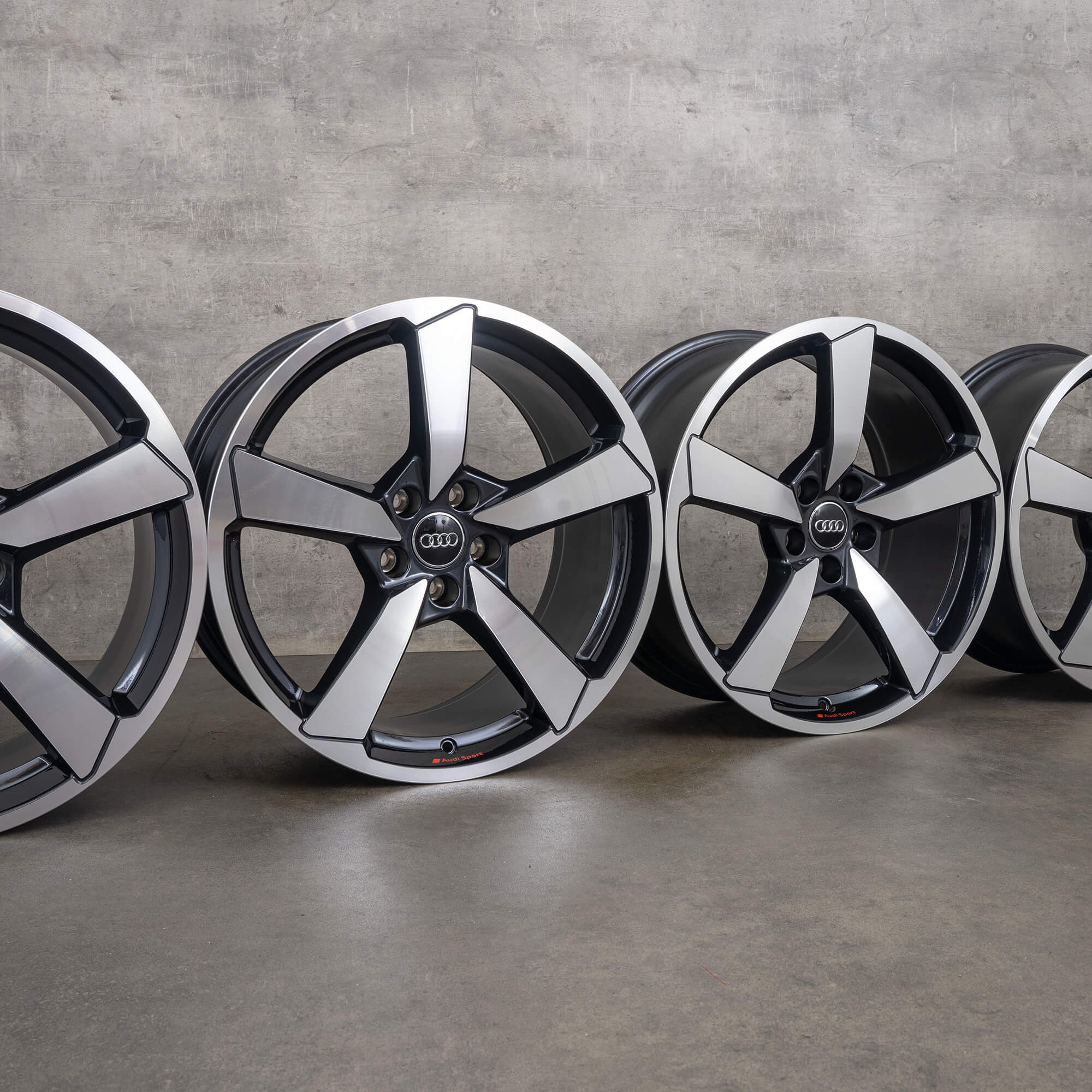 Audi A5 S5 F5 F5A 19 inch velgen zwart hoogglans 8W0601025FS NIEUW