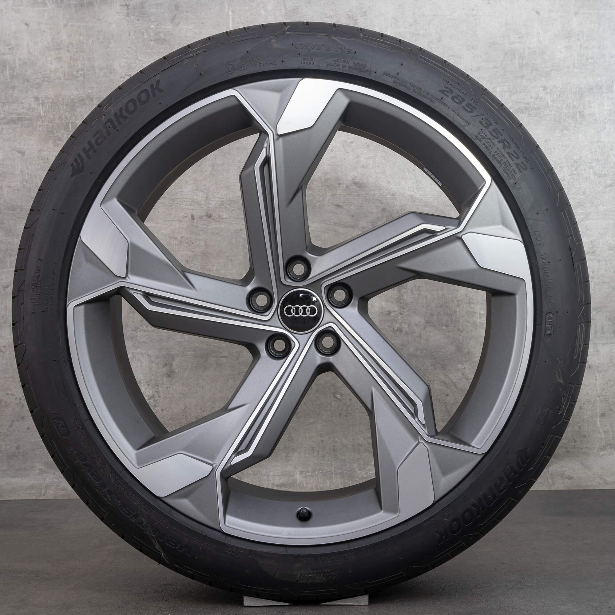 Audi 22 inch rims SQ8 e-tron S GE summer tires wheels 4KE601025D