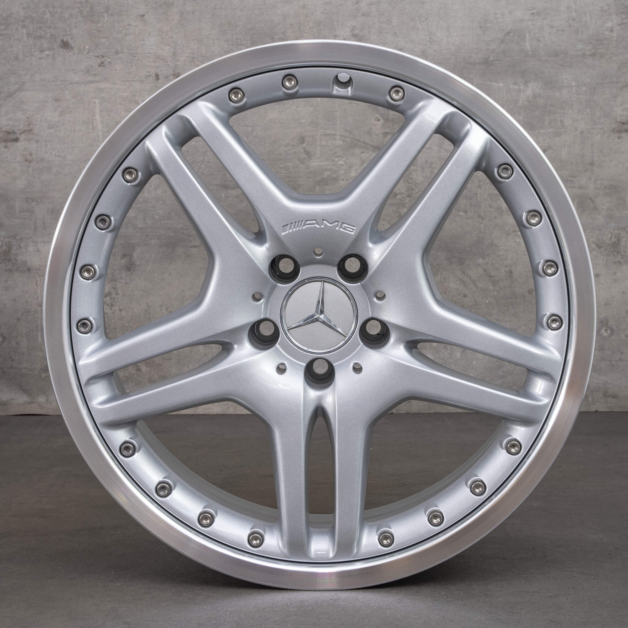 Jante Mercedes Benz 19 inch aluminiu CLS W219 A23040000102 NOU